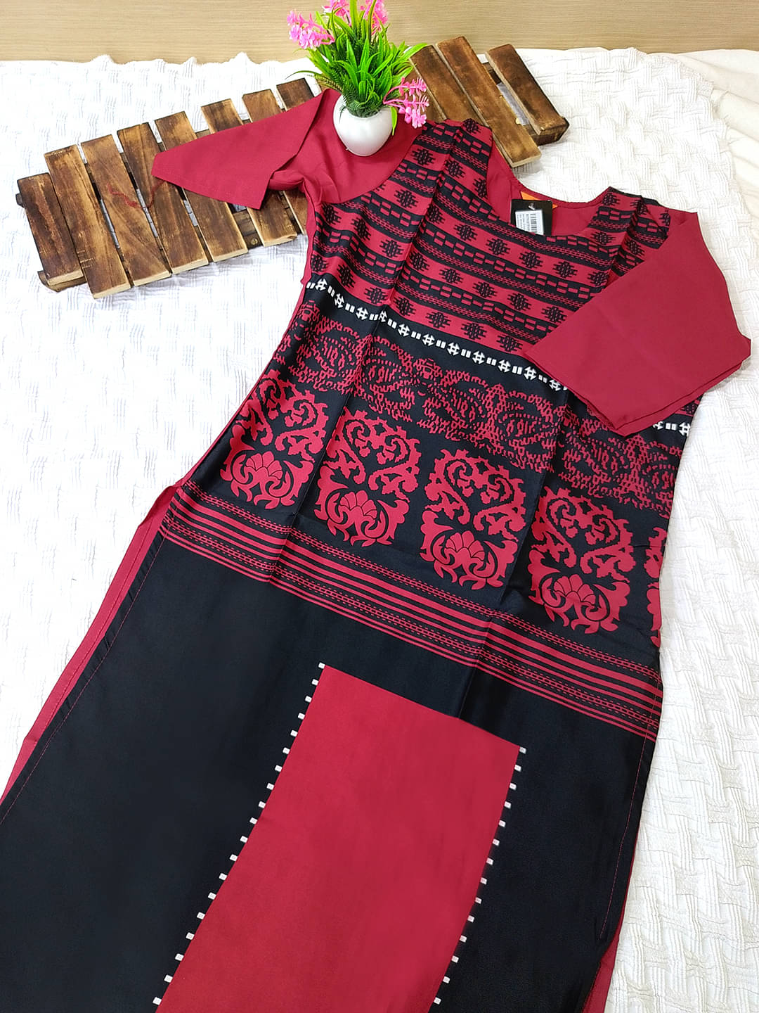     			Ethnicbasket Pack of 1 Crepe Printed Straight Women's Kurti - ( Maroon )