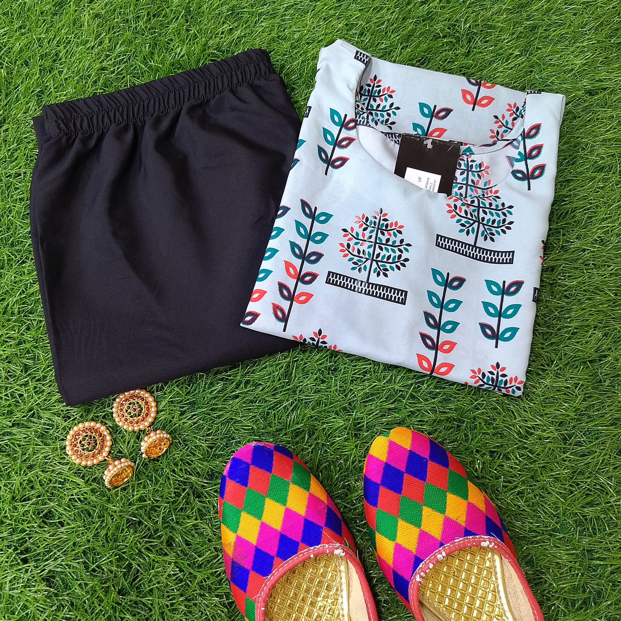 Ethnicbasket Pack of 1 Crepe Printed Straight Women's Kurti - ( Grey )     			Ethnicbasket Pack of 1 Crepe Printed Straight Women's Kurti - ( Grey )