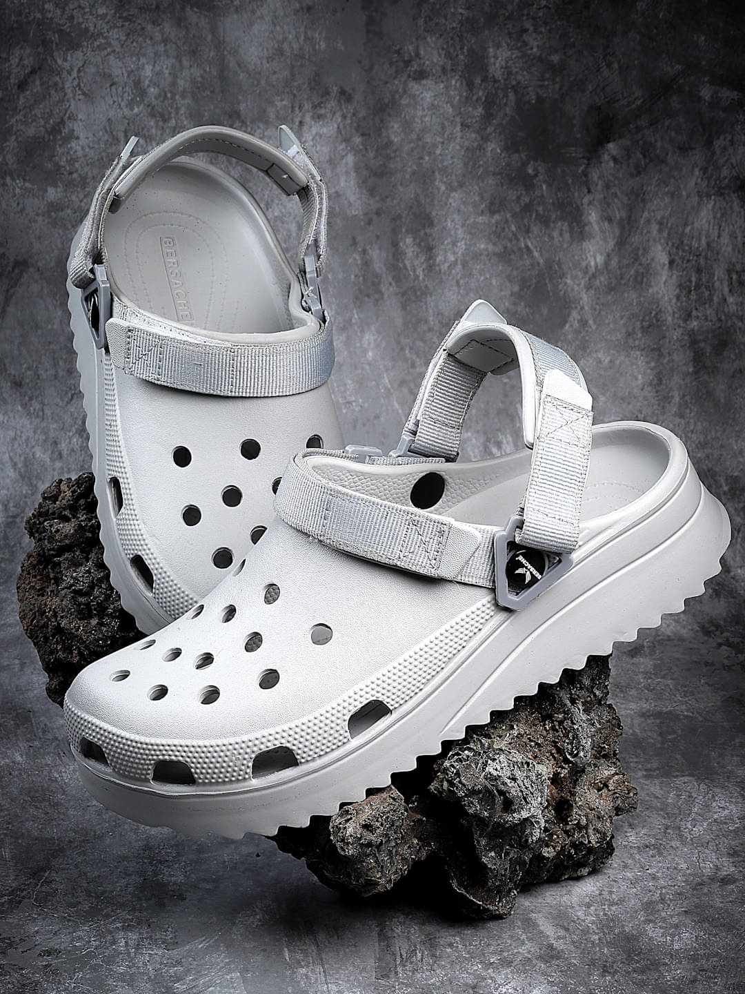    			Bersache - Grey Men's Sandals