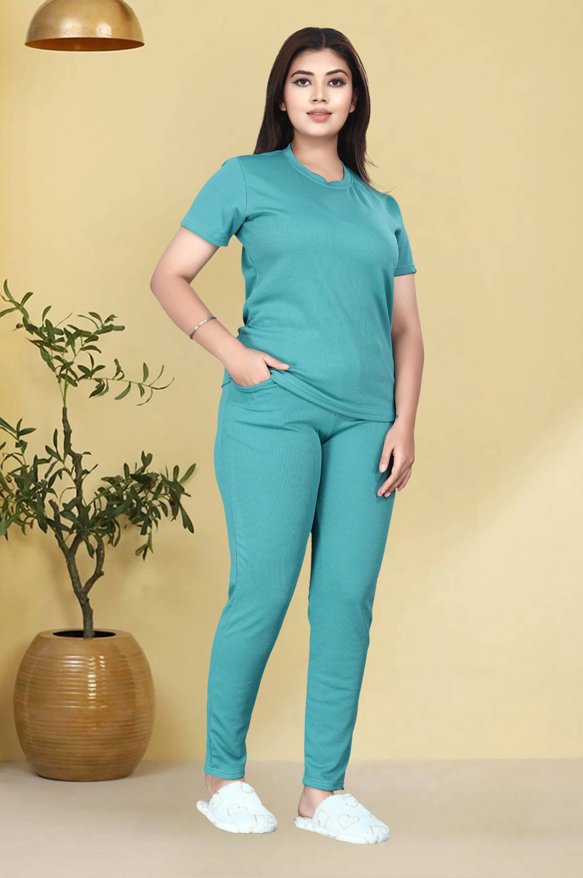     			CUBIQ Blue Cotton Blend Solid Tracksuit - Pack of 1