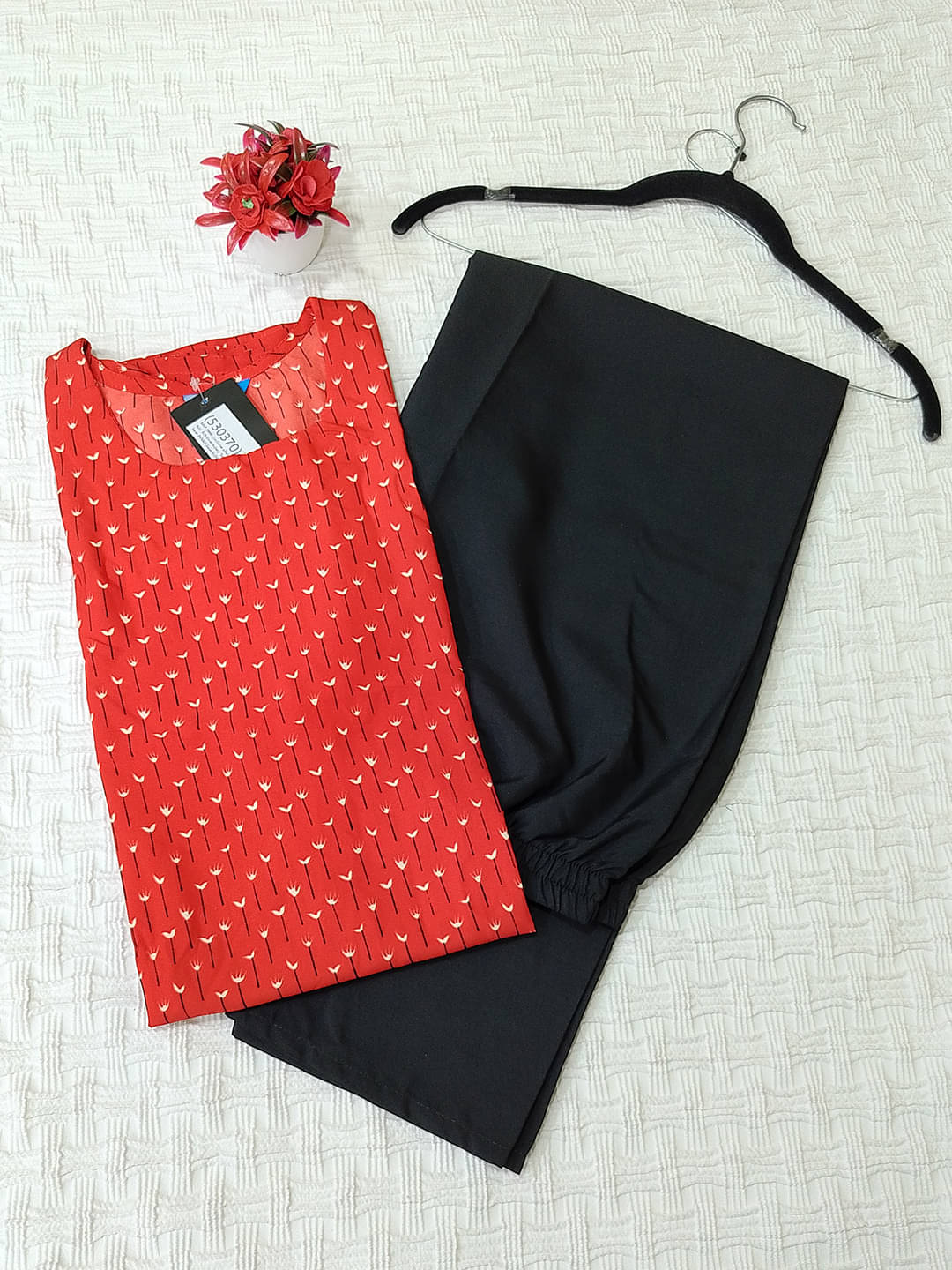     			1 Stop Fashion Pack of 1 Crepe Printed Straight Women's Kurti - ( Red )