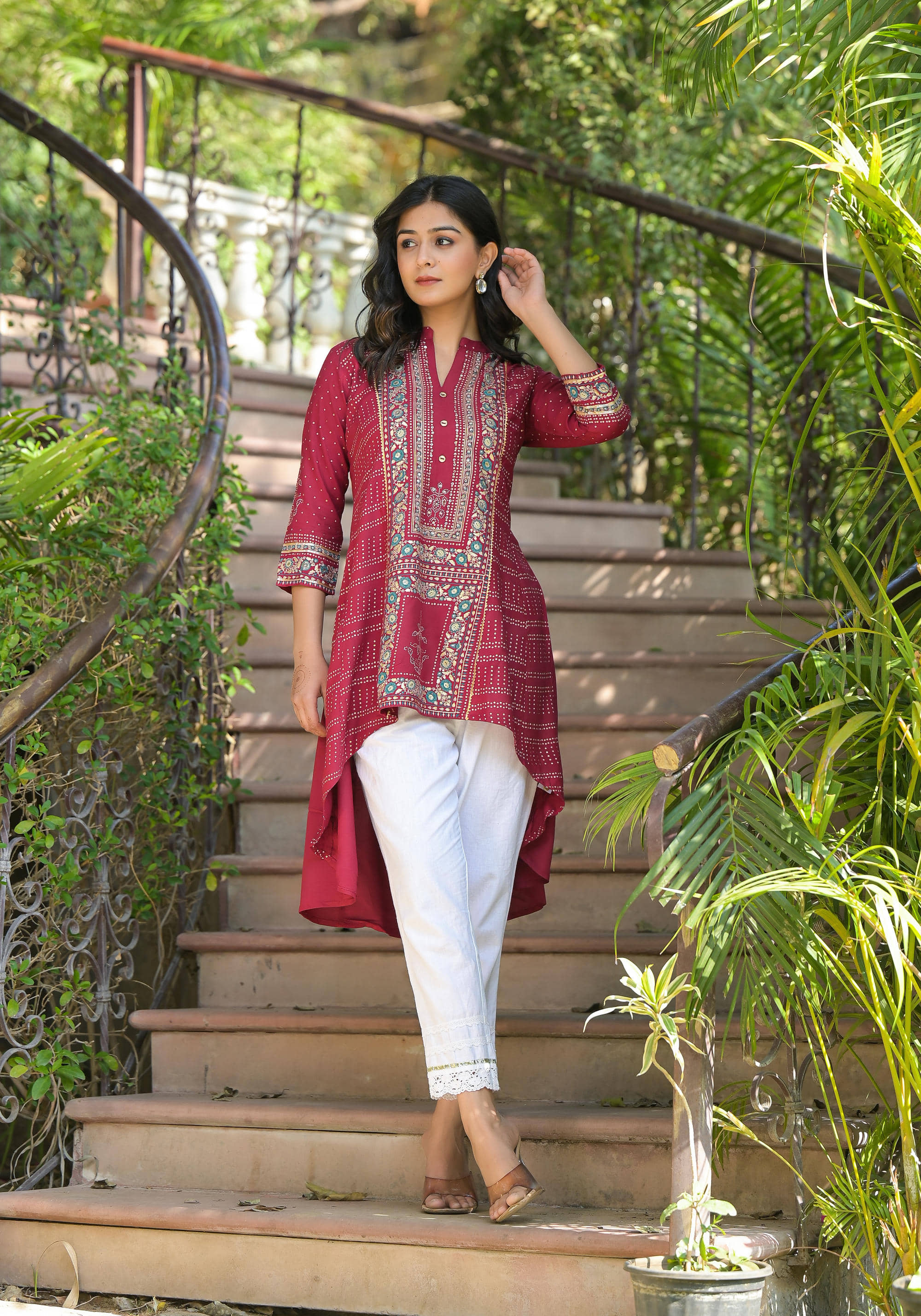 Juniper Maroon Rayon Women's Tunic ( Pack of 1 )