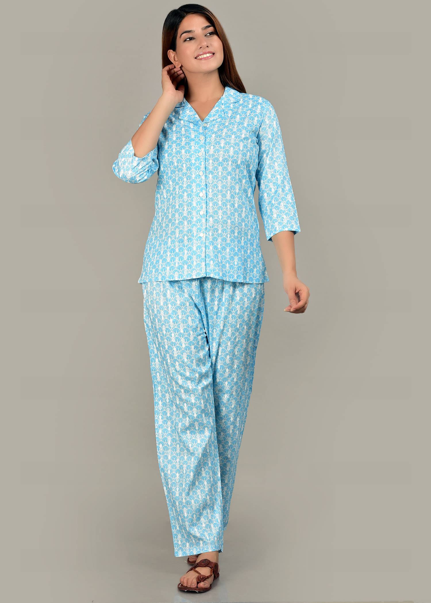     			Yash Gallery Blue Rayon Women's Nightwear Nightsuit Sets ( Pack of 1 )