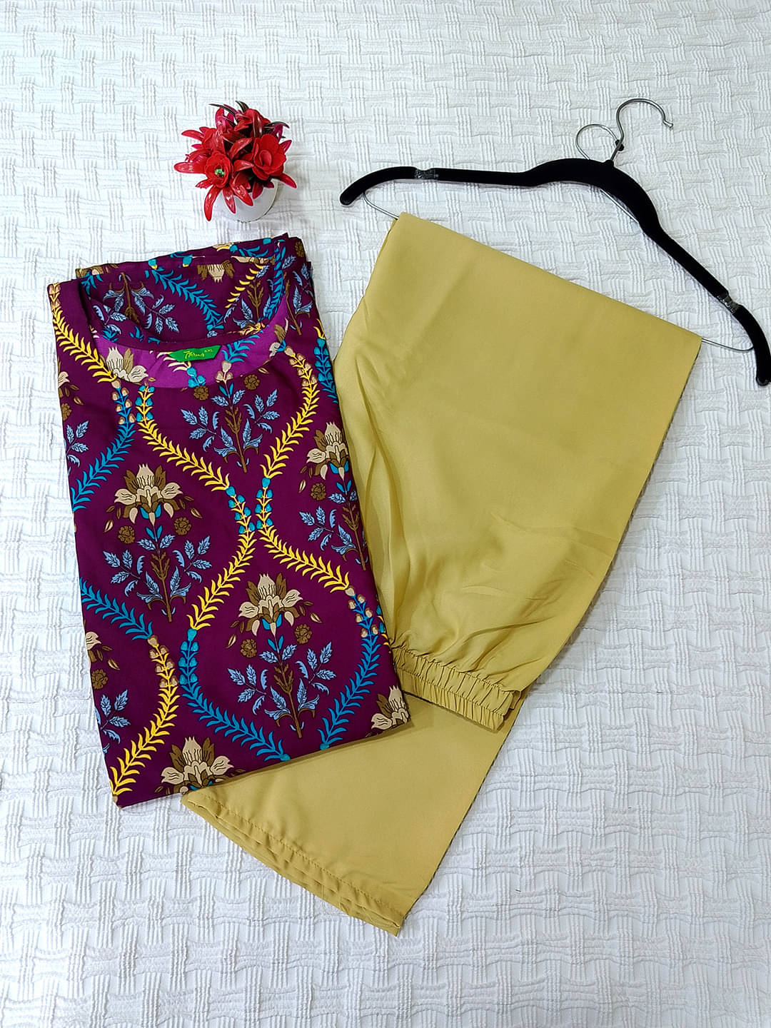     			1 Stop Fashion Pack of 1 Crepe Printed Straight Women's Kurti - ( Purple )