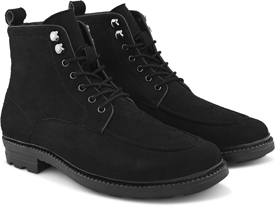     			Fentacia Black Men's Chukka Boots