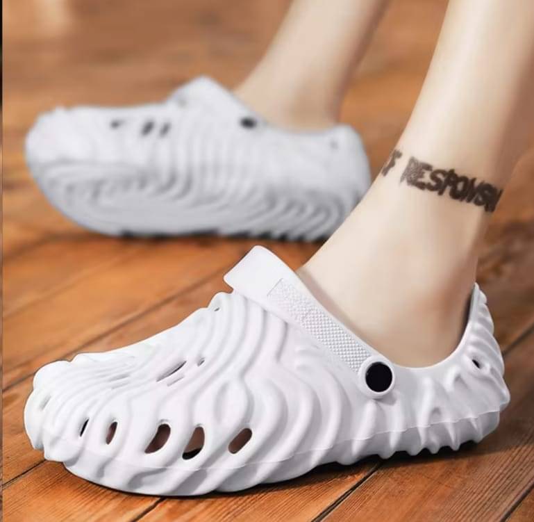PM Traders - White Men's Clogs PM Traders - White Men's Clogs