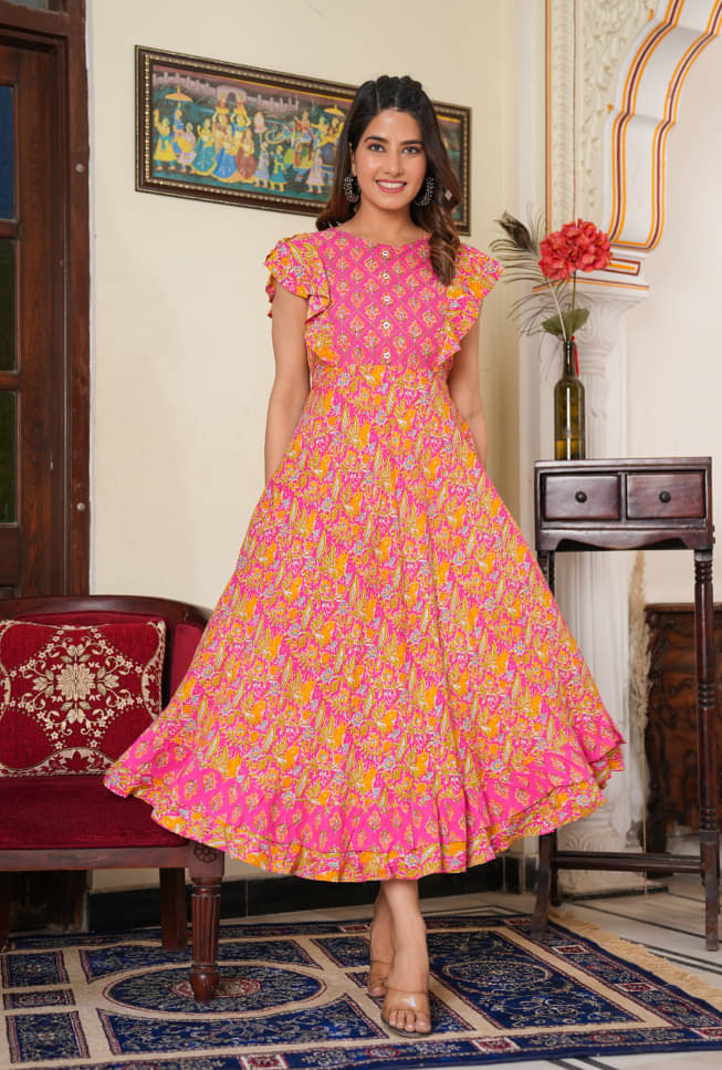     			Yash Gallery Pack of 1 Rayon Printed Anarkali Women's Kurti - ( Pink )