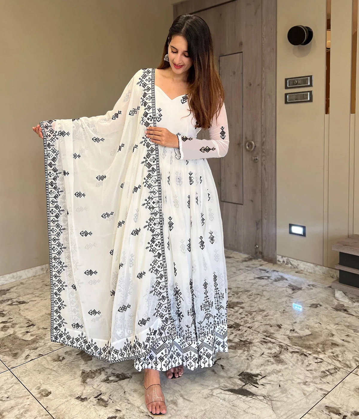    			kedar fab White Anarkali Georgette Women's Stitched Ethnic Gown ( Pack of 1 )