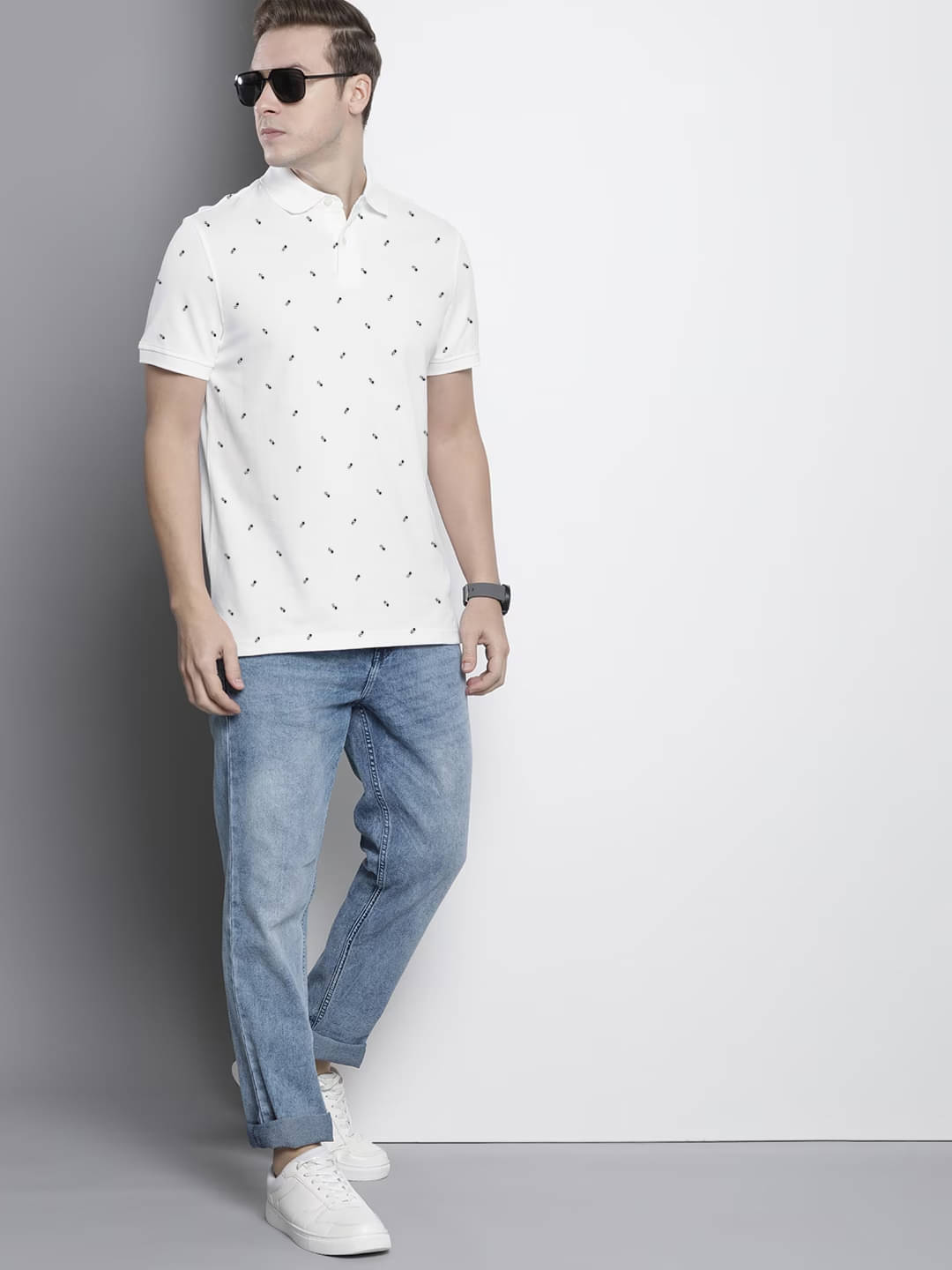 AIN6 Pack of 1 Cotton Blend Regular Fit Printed Half Sleeves Men's Polo T Shirt ( White )     			AIN6 Pack of 1 Cotton Blend Regular Fit Printed Half Sleeves Men's Polo T Shirt ( White )