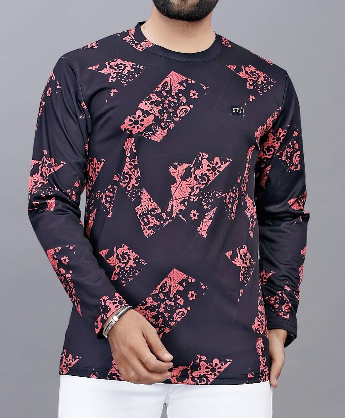 FABRIPPLE Polyester Regular Fit Printed Full Sleeves Men's Round T-Shirt - Black ( Pack of 1 ) FABRIPPLE Polyester Regular Fit Printed Full Sleeves Men's Round T-Shirt - Black ( Pack of 1 )
