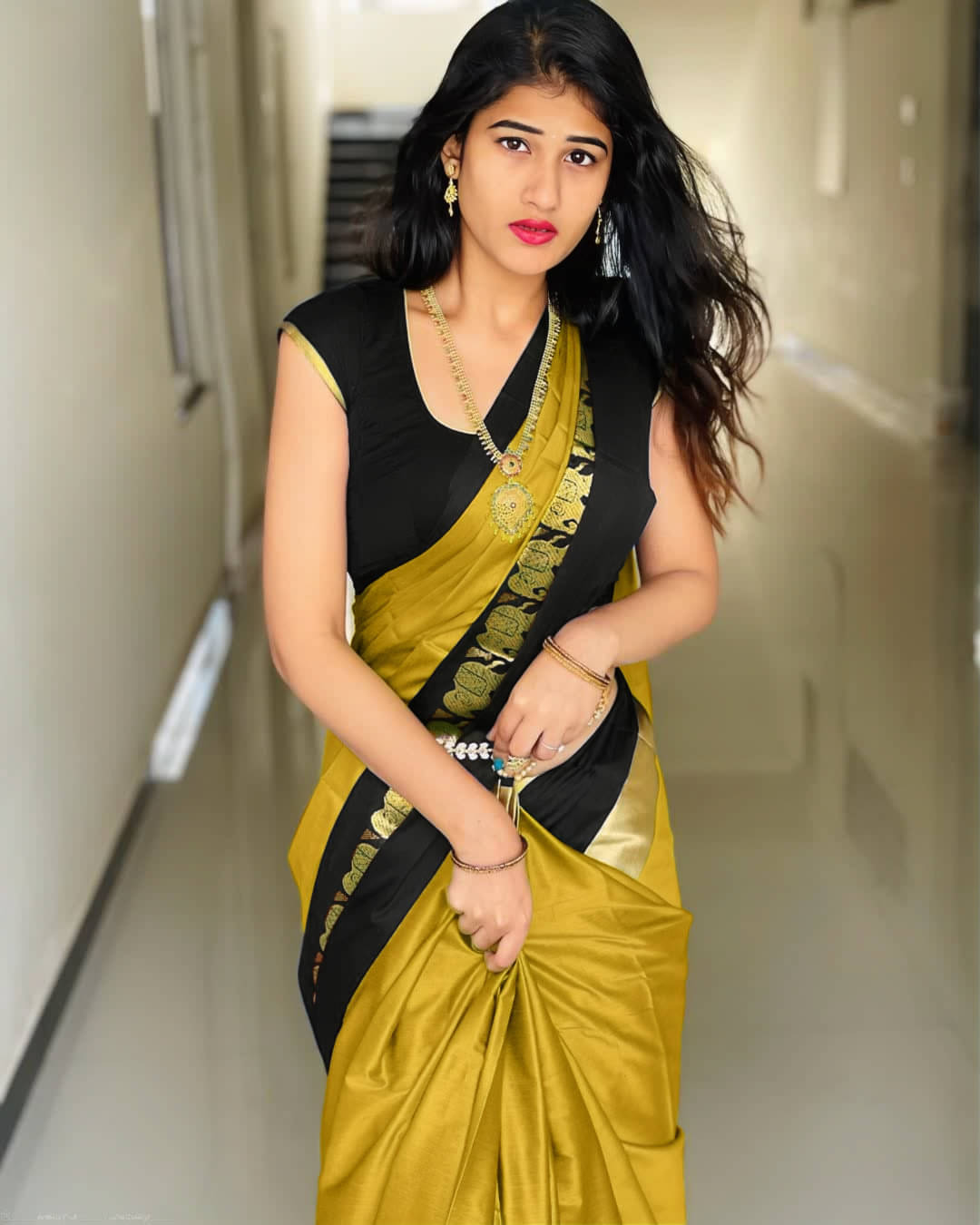 Mysstre Cotton Silk Woven Saree With Unstitched Blouse Piece ( Multicolor7 )     			Mysstre Cotton Silk Woven Saree With Unstitched Blouse Piece ( Multicolor7 )