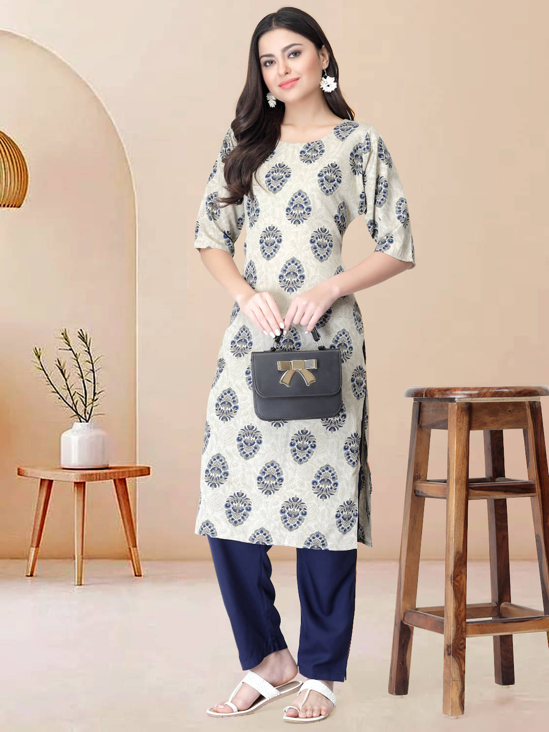     			1 Stop Fashion Pack of 1 Crepe Printed Straight Women's Kurti - ( Grey )