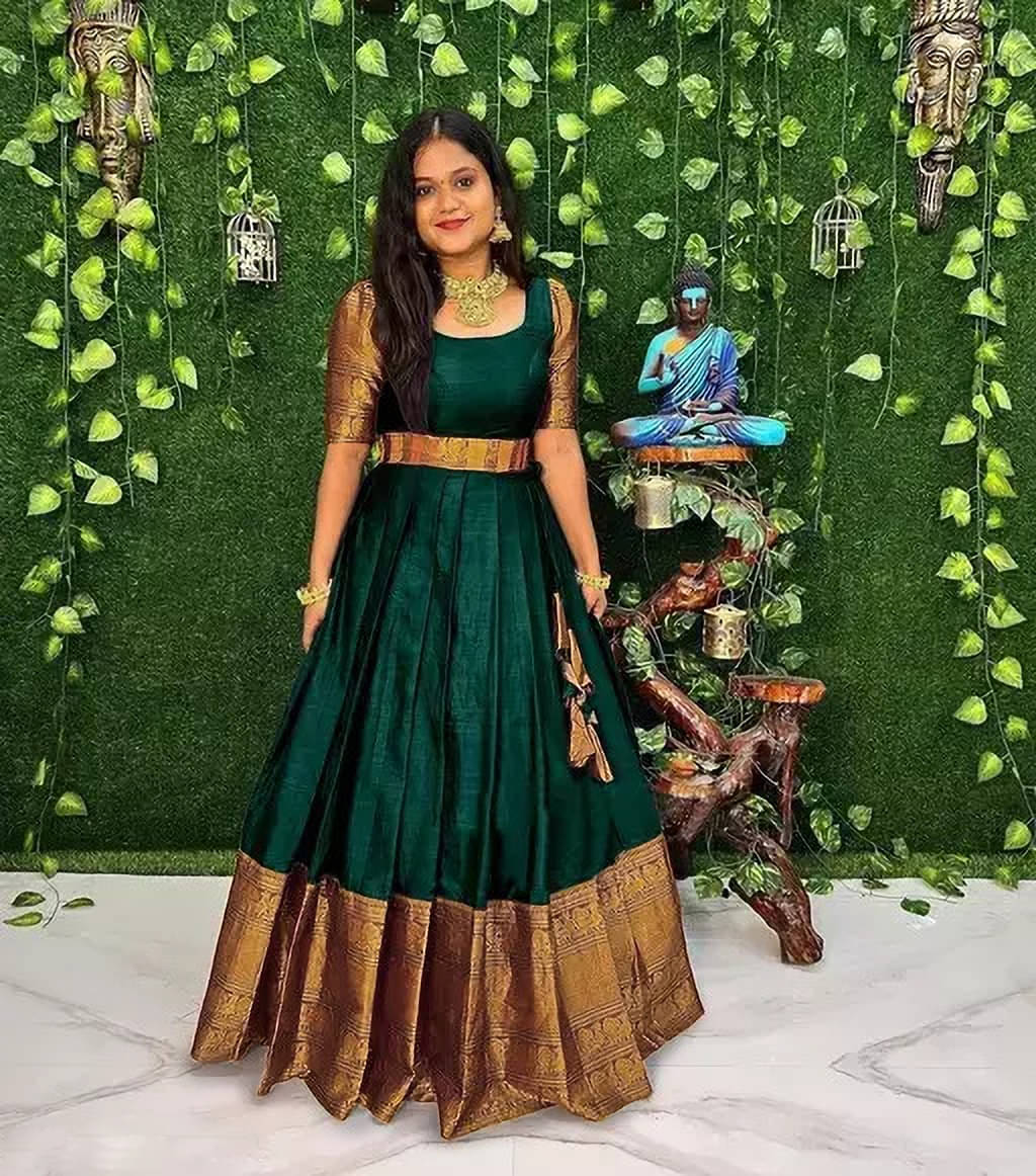     			Trijal Fab Green Anarkali Jacquard Women's Stitched Ethnic Gown ( Pack of 1 )