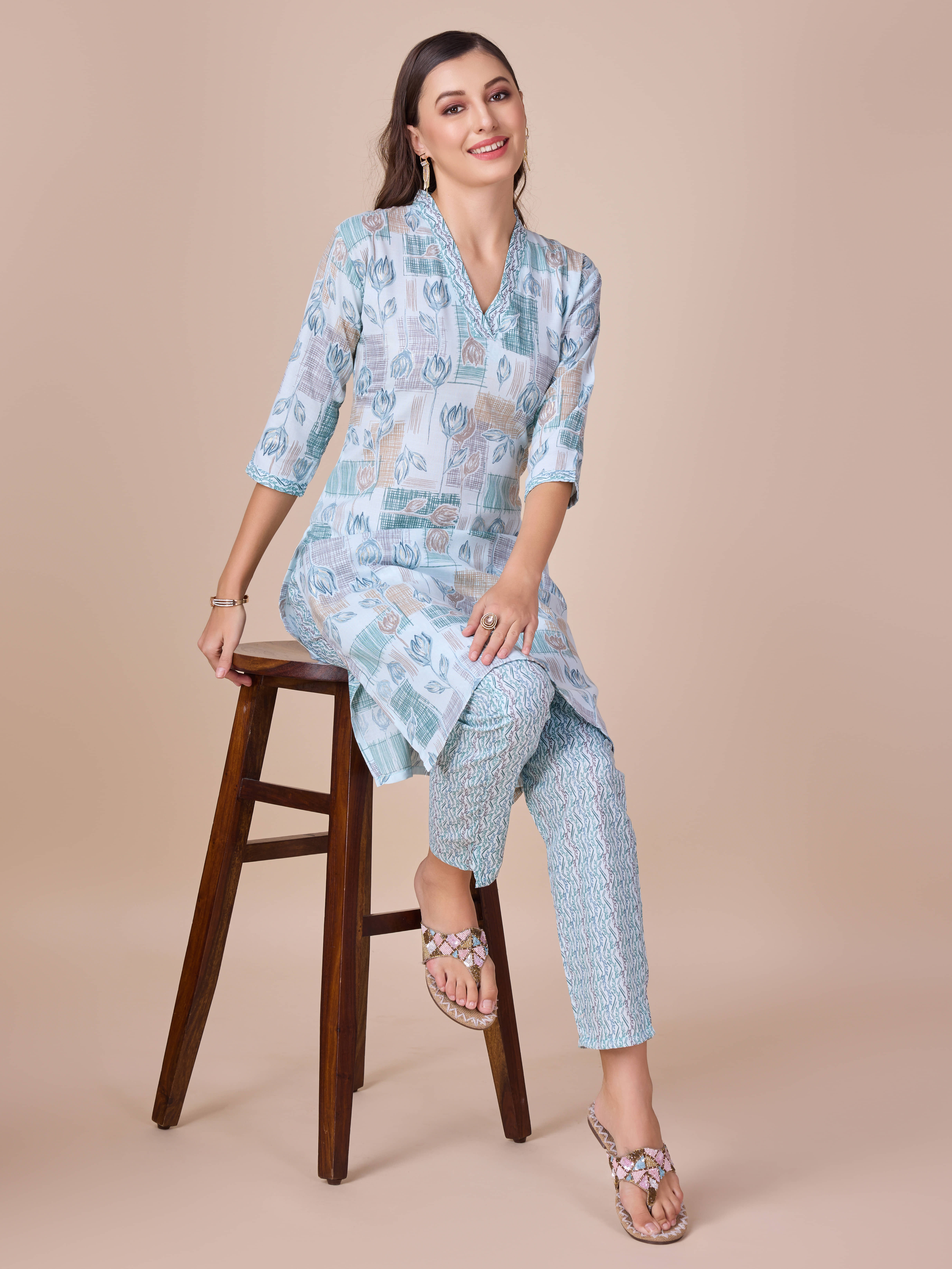 Women Basket Cotton Blend Printed Kurti With Pants Women's Stitched Salwar Suit - Blue ( Pack of 1 )