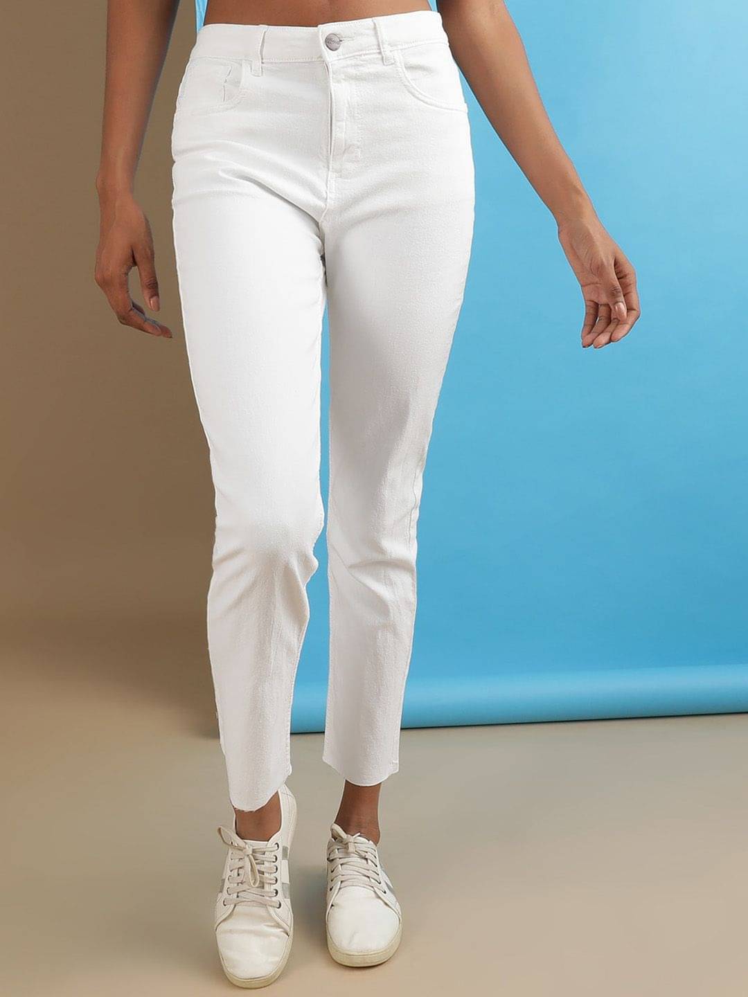     			Freehand - White Cotton Blend Straight Fit Women's Jeans ( Pack of 1 )