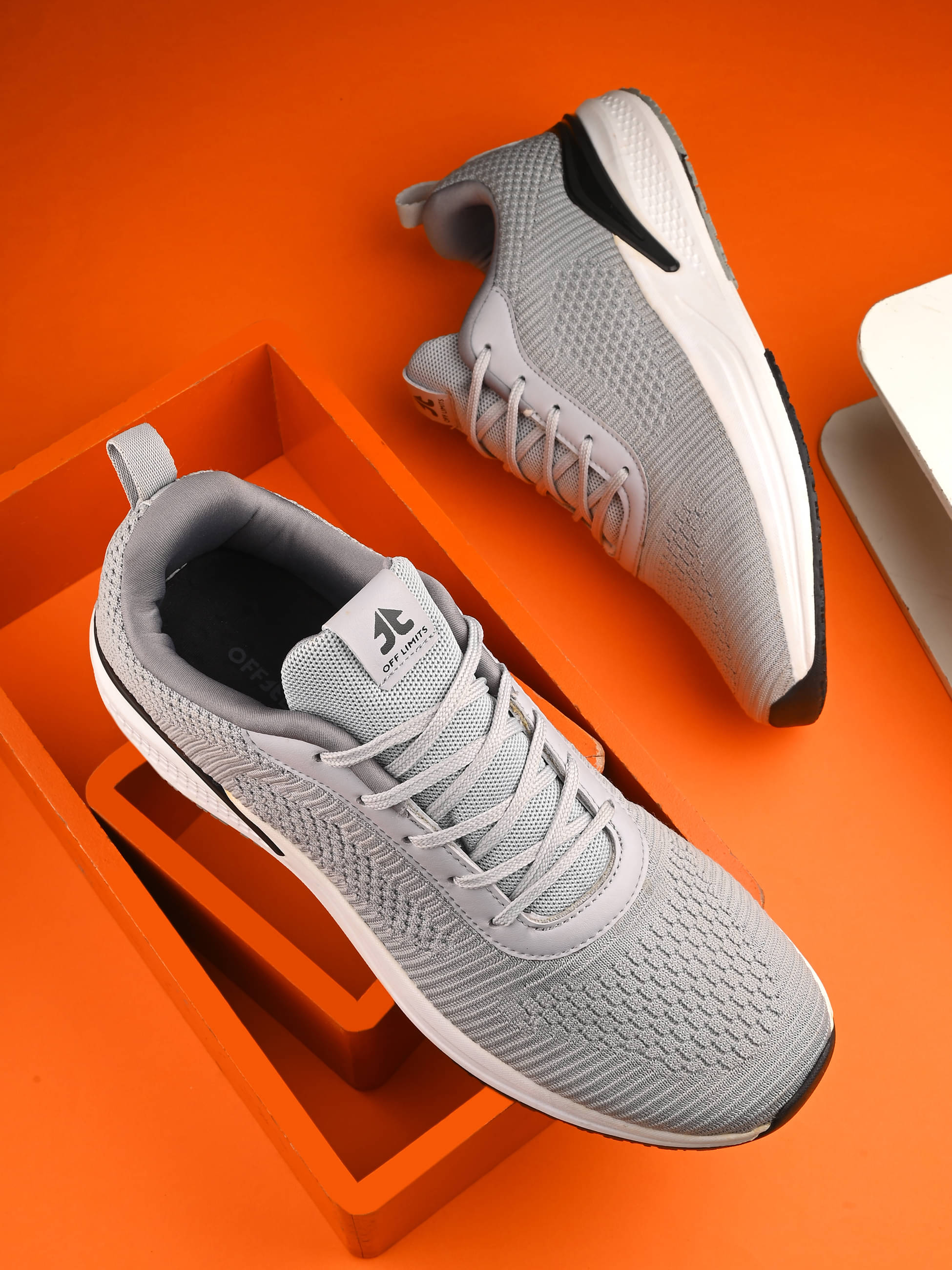 OFF LIMITS KAIRO B&T Light Grey Men's Sports Running Shoes OFF LIMITS KAIRO B&T Light Grey Men's Sports Running Shoes