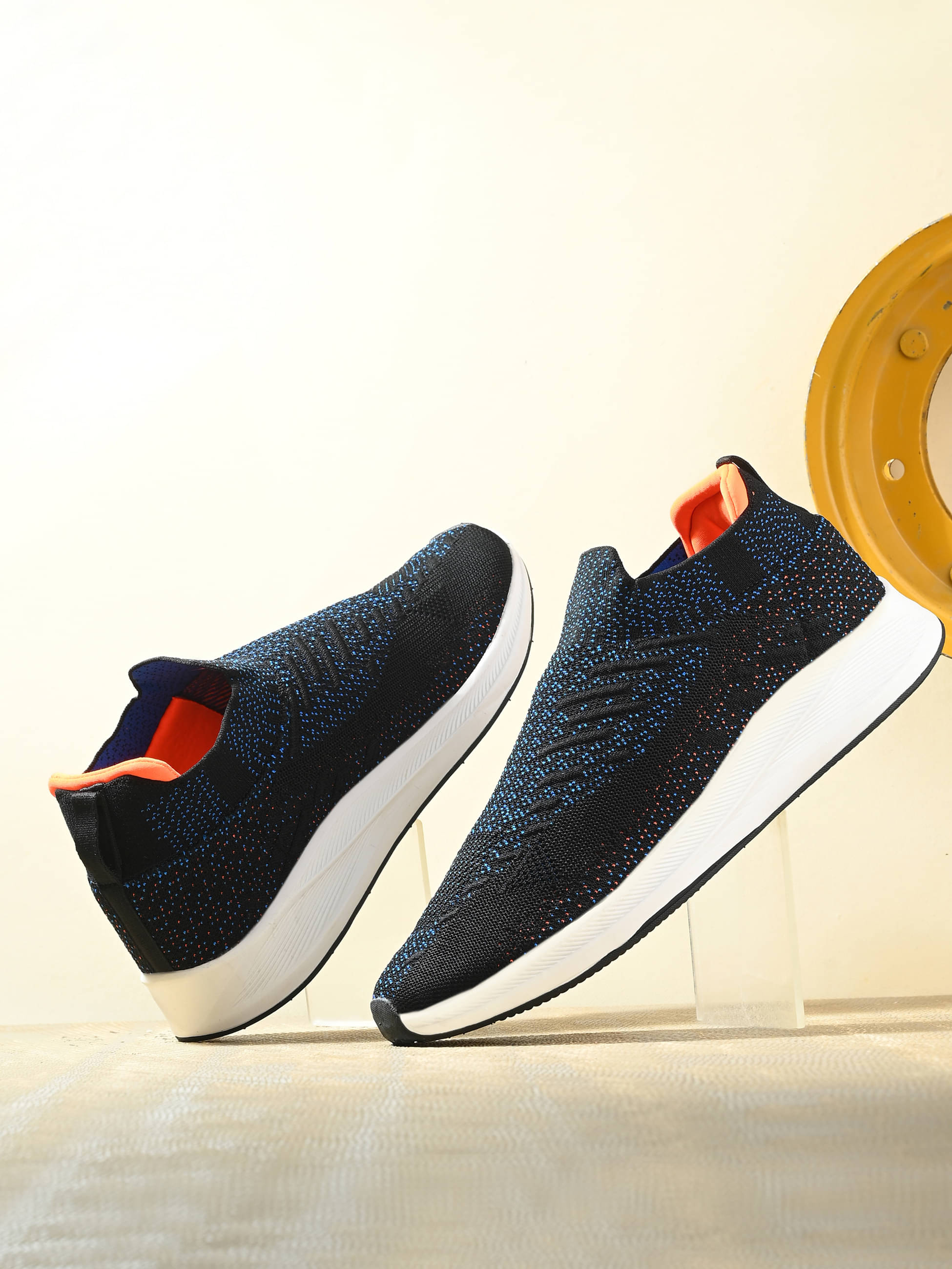     			OFF LIMITS ROYCE B&T Black Men's Sports Running Shoes