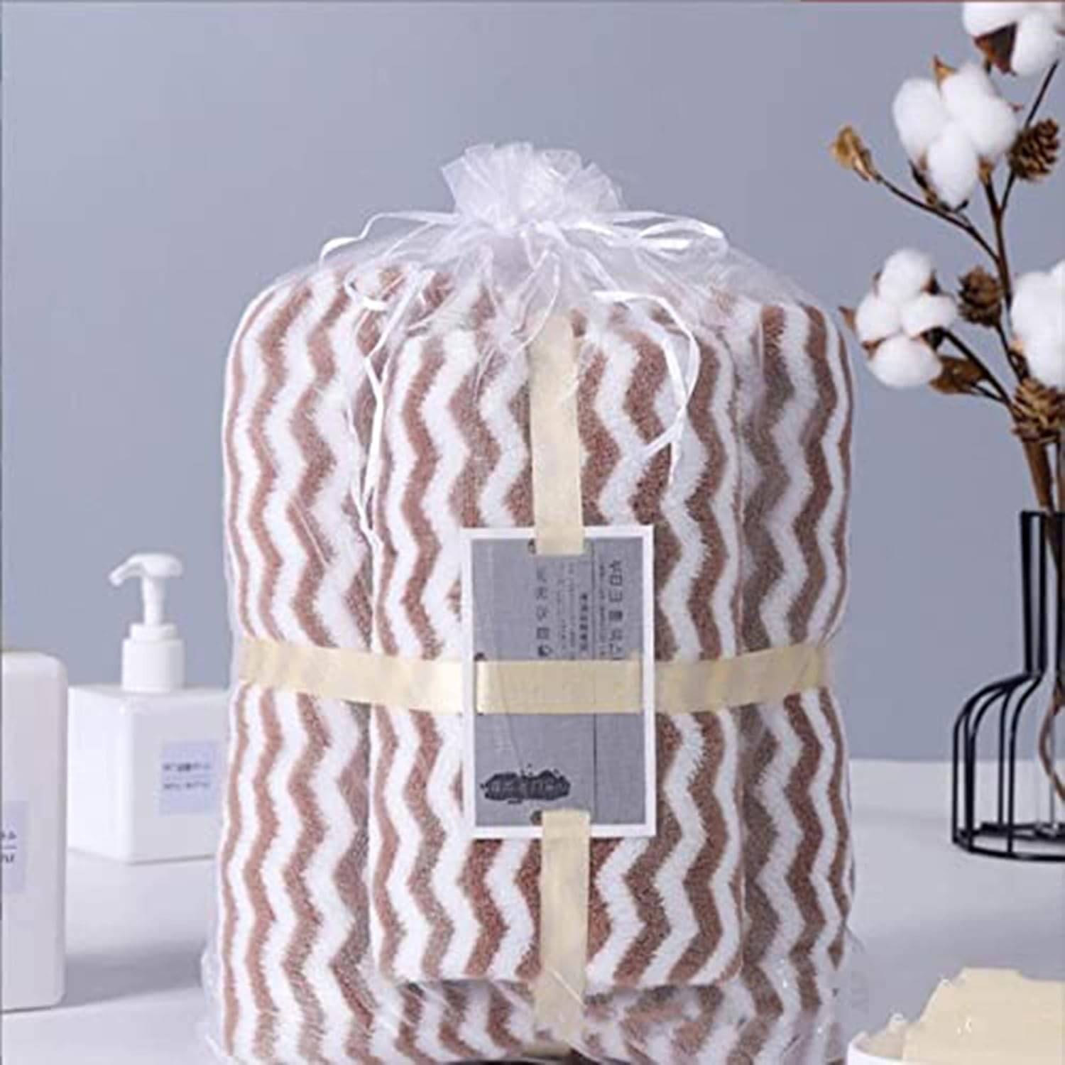     			OneWish Pack of 1 Cotton Blend 325 -GSM Bath Towel ( Brown )