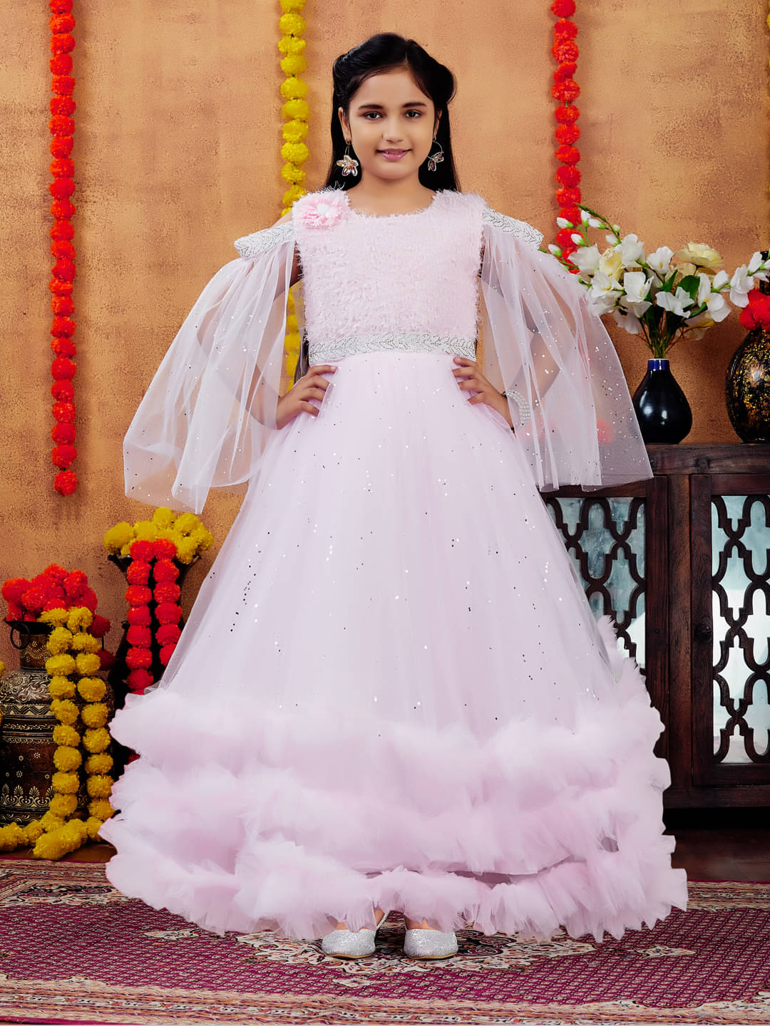     			Aarika Net Gown For Girls ( Pack of 1 , Pink )