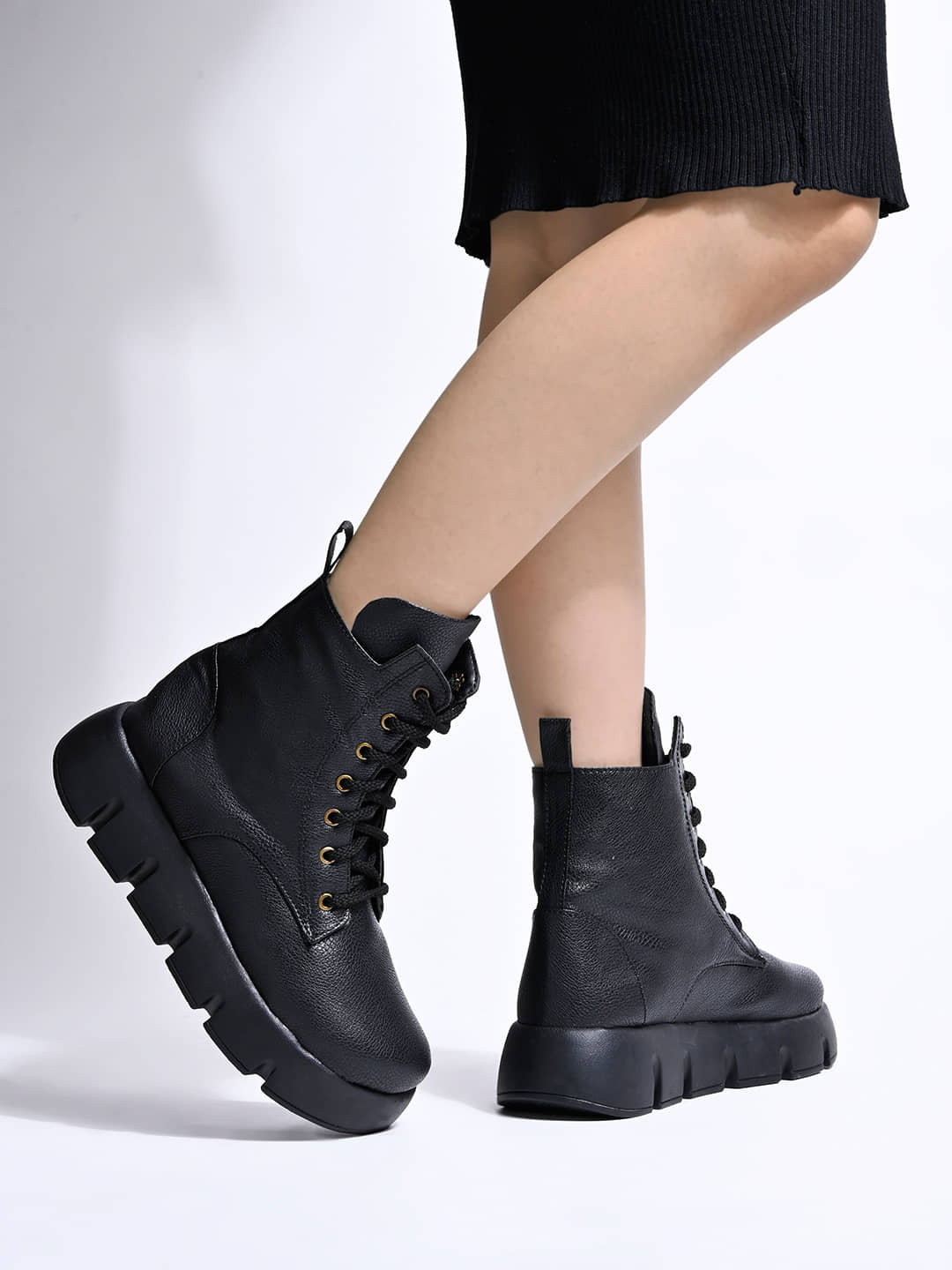 Stylestry Black Women's Ankle Length Boots