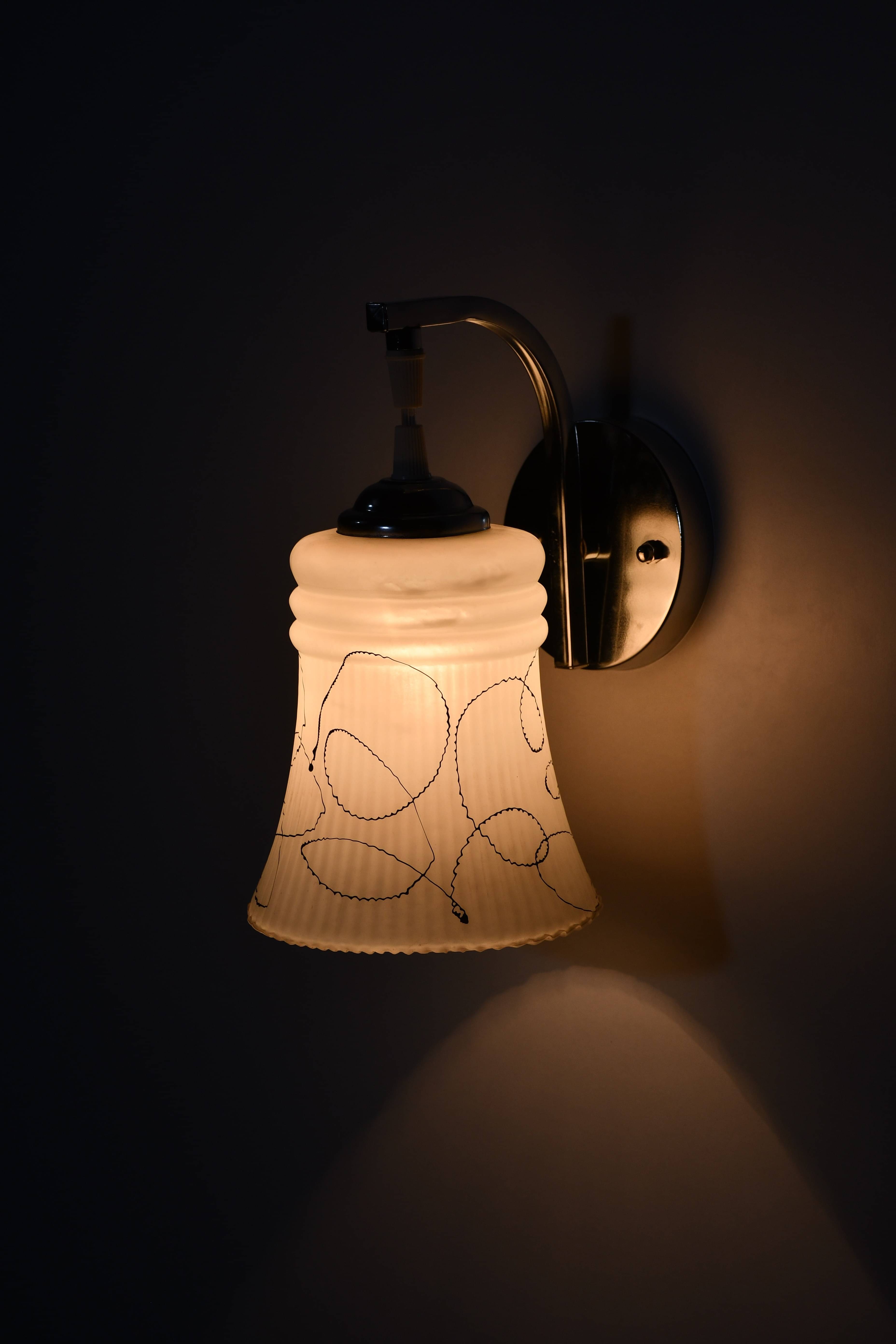     			VAGalleryKing White Down Light Wall Lamp ( Pack of 1 )