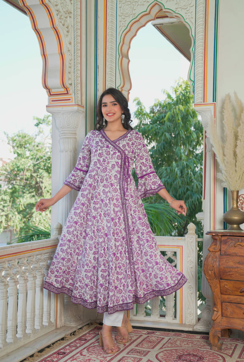 Yash Gallery Pack of 1 Rayon Printed Angrakha Women's Kurti - ( White ) Yash Gallery Pack of 1 Rayon Printed Angrakha Women's Kurti - ( White )
