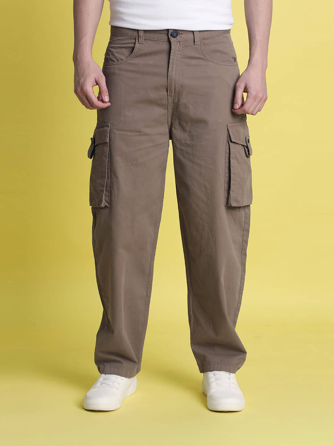 Bene Kleed Baggy Flat Men's Cargos - Brown ( Pack of 1 ) - Trousers | Buy online on ZillyBuy