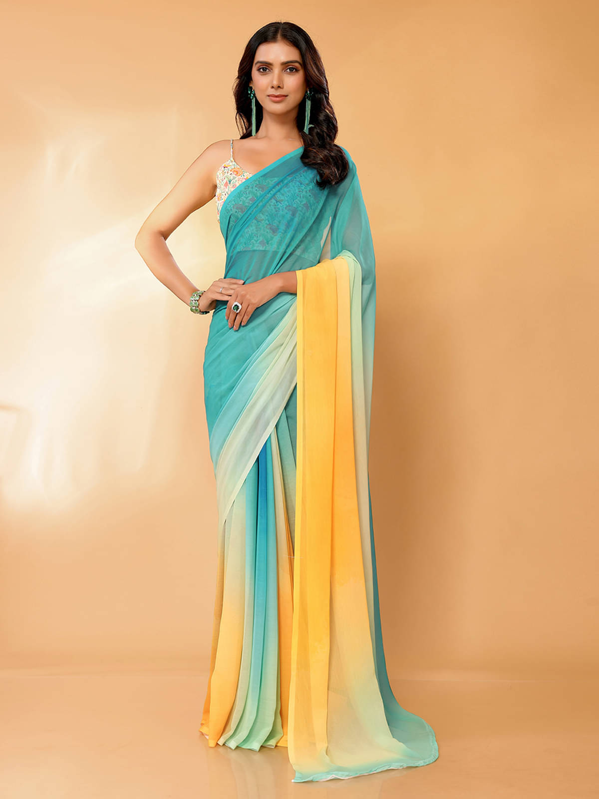     			Janasya Georgette Dyed Saree With Unstitched Blouse Piece ( Multicolor4 )
