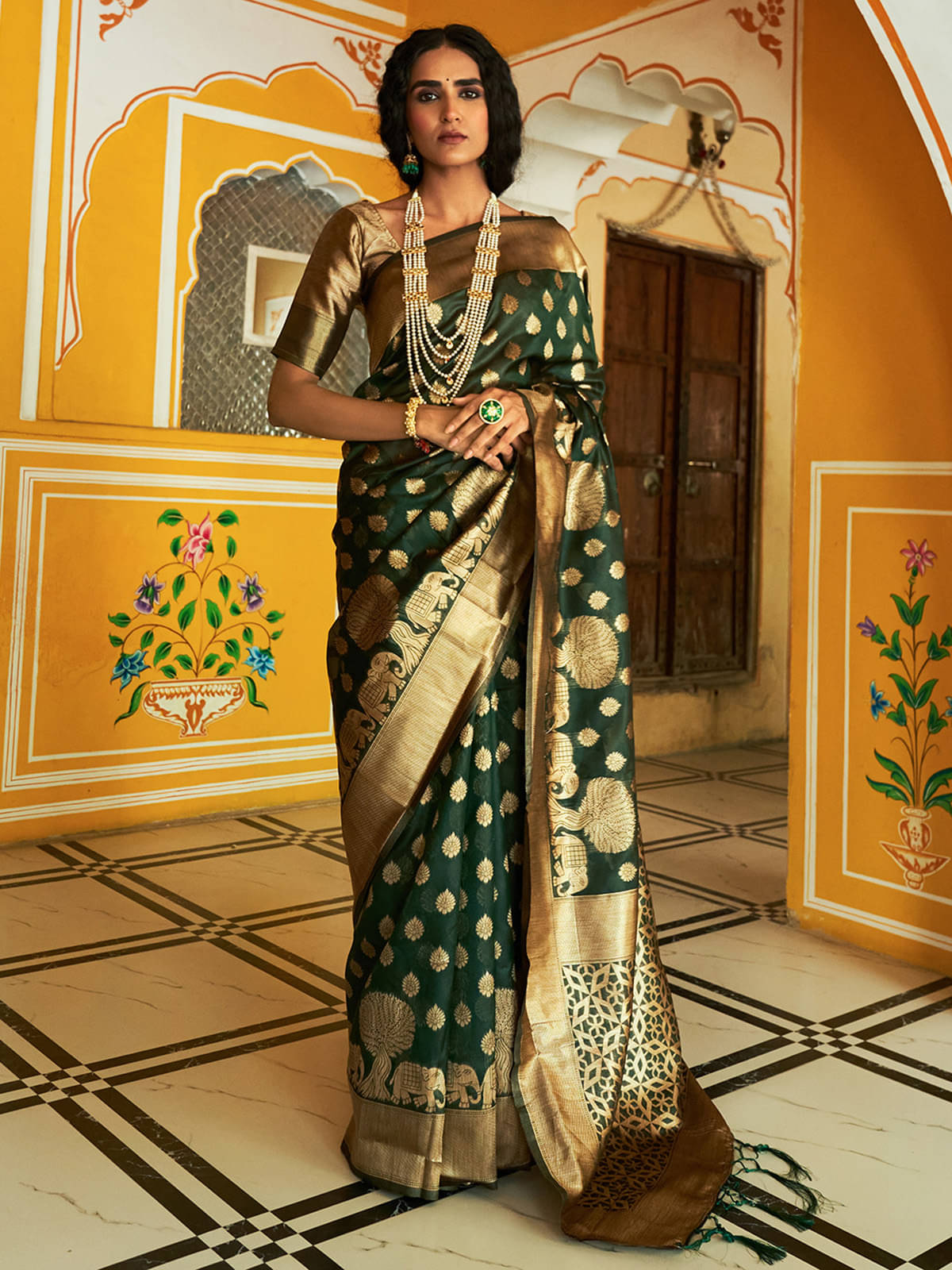     			Janasya Organza Embellished Saree With Unstitched Blouse Piece ( Mint Green )