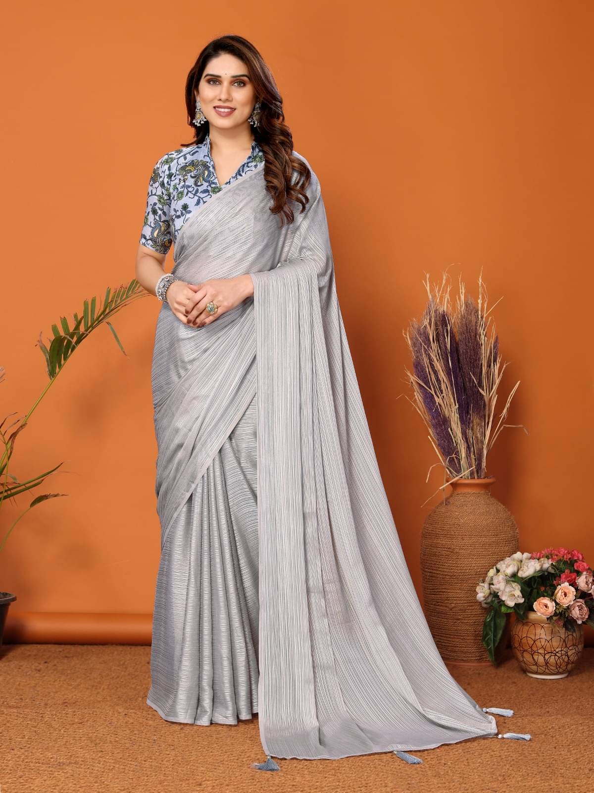 PHORIA STYLE Chiffon Printed Saree With Unstitched Blouse Piece ( Grey ) PHORIA STYLE Chiffon Printed Saree With Unstitched Blouse Piece ( Grey )
