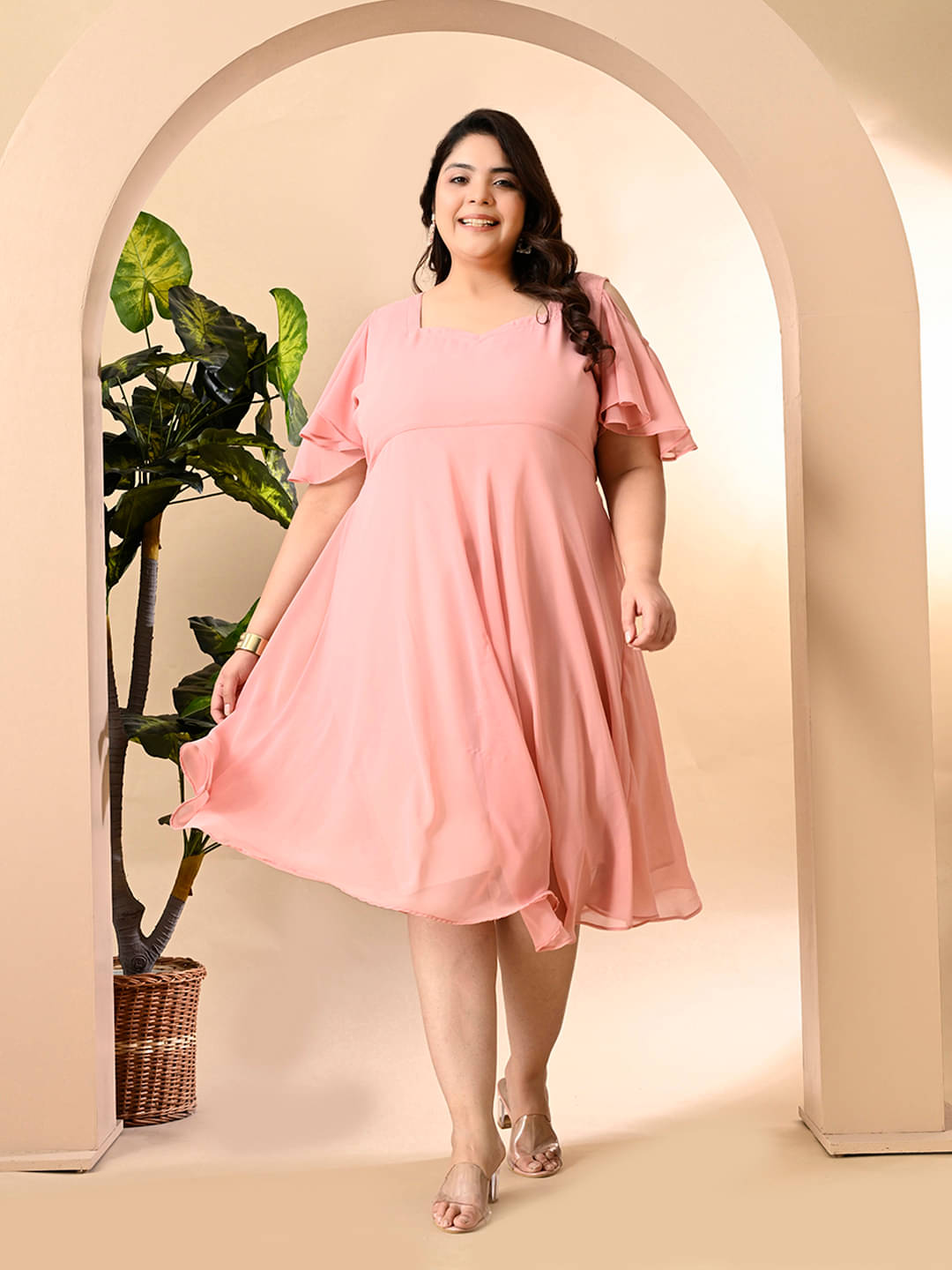     			PrettyPlus by Desinoor.com Women Georgette Solid Fit & Flare Dress ( Pink )