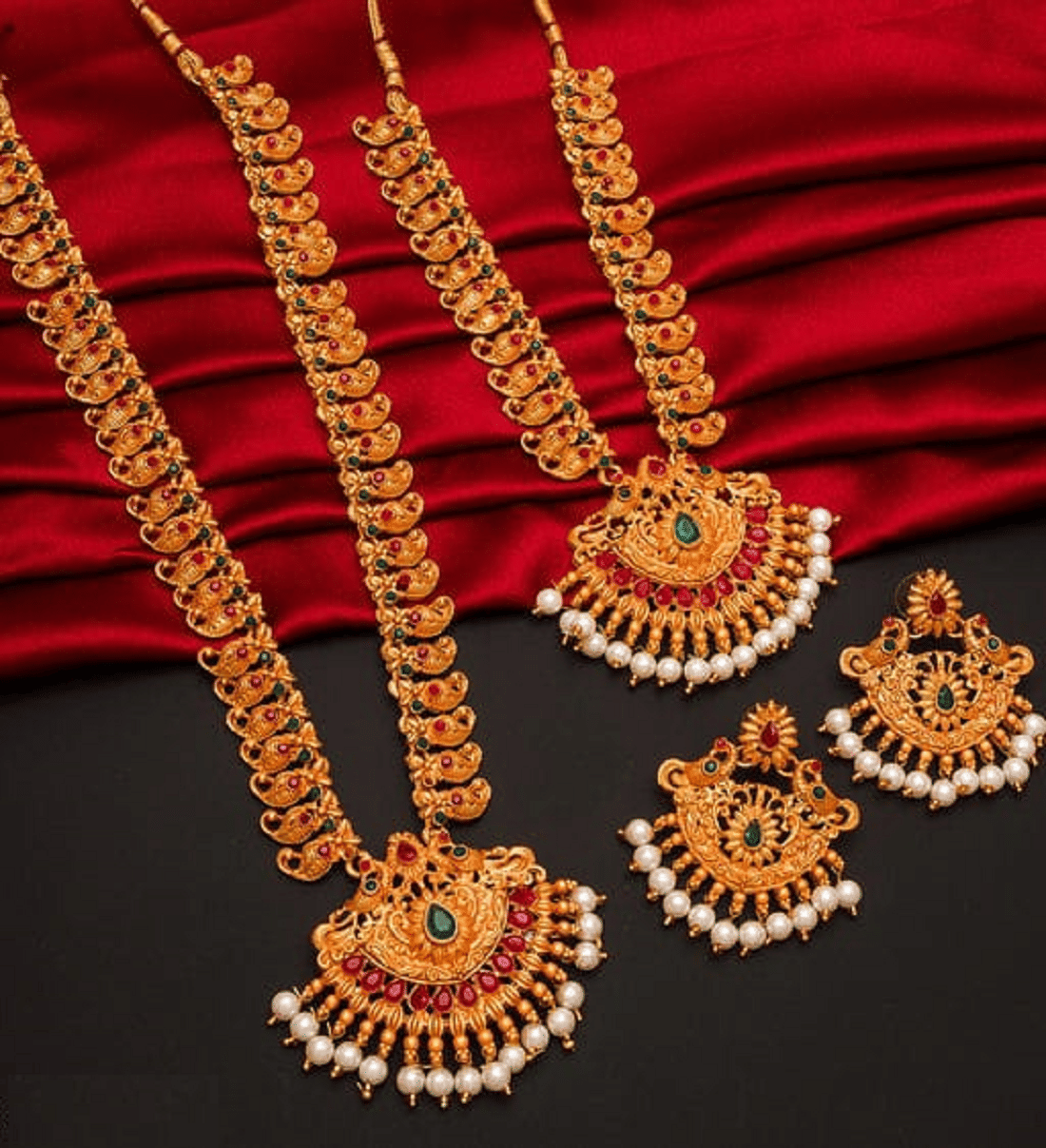 RIENTA JWL Gold Alloy Necklace Set ( Pack of 1 )