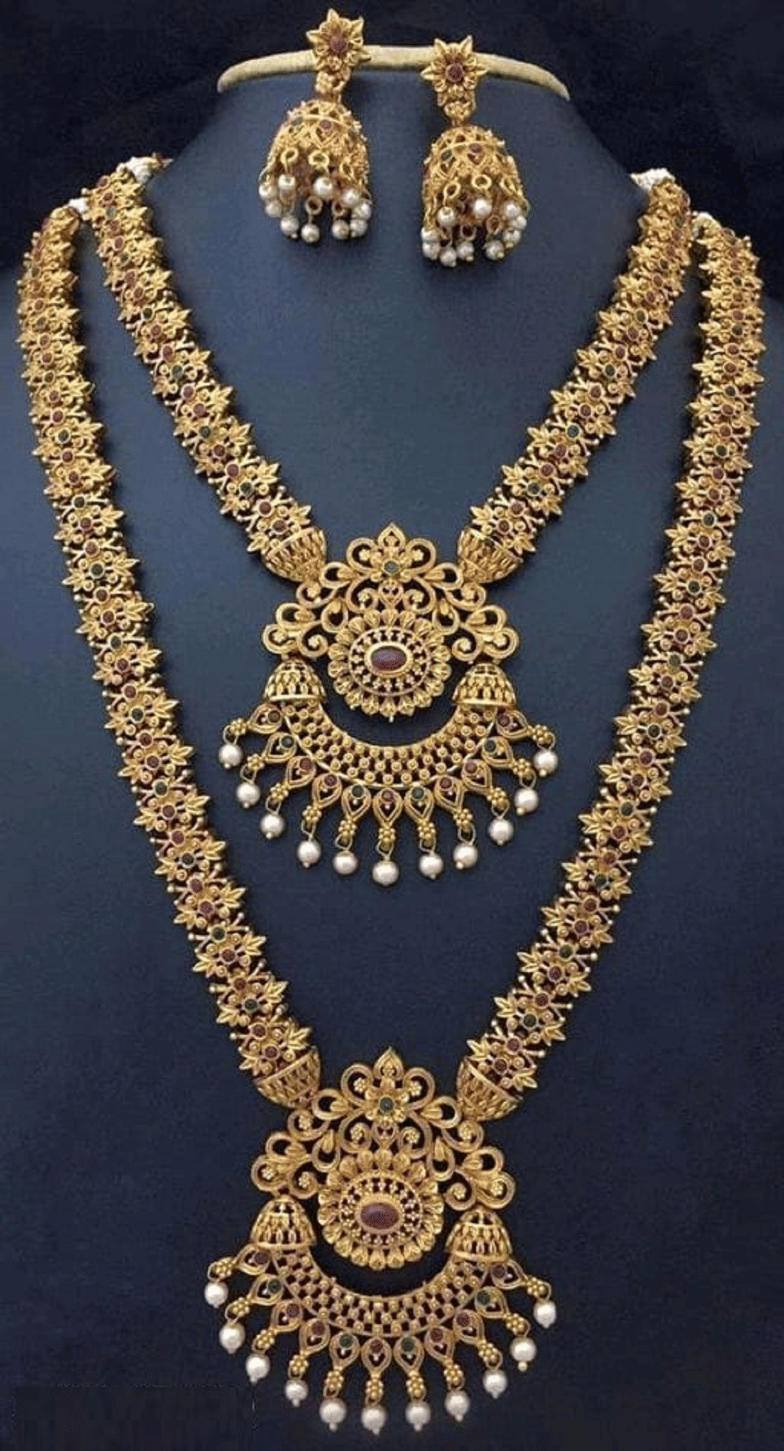 RIENTA JWL Gold Alloy Necklace Set ( Pack of 1 )