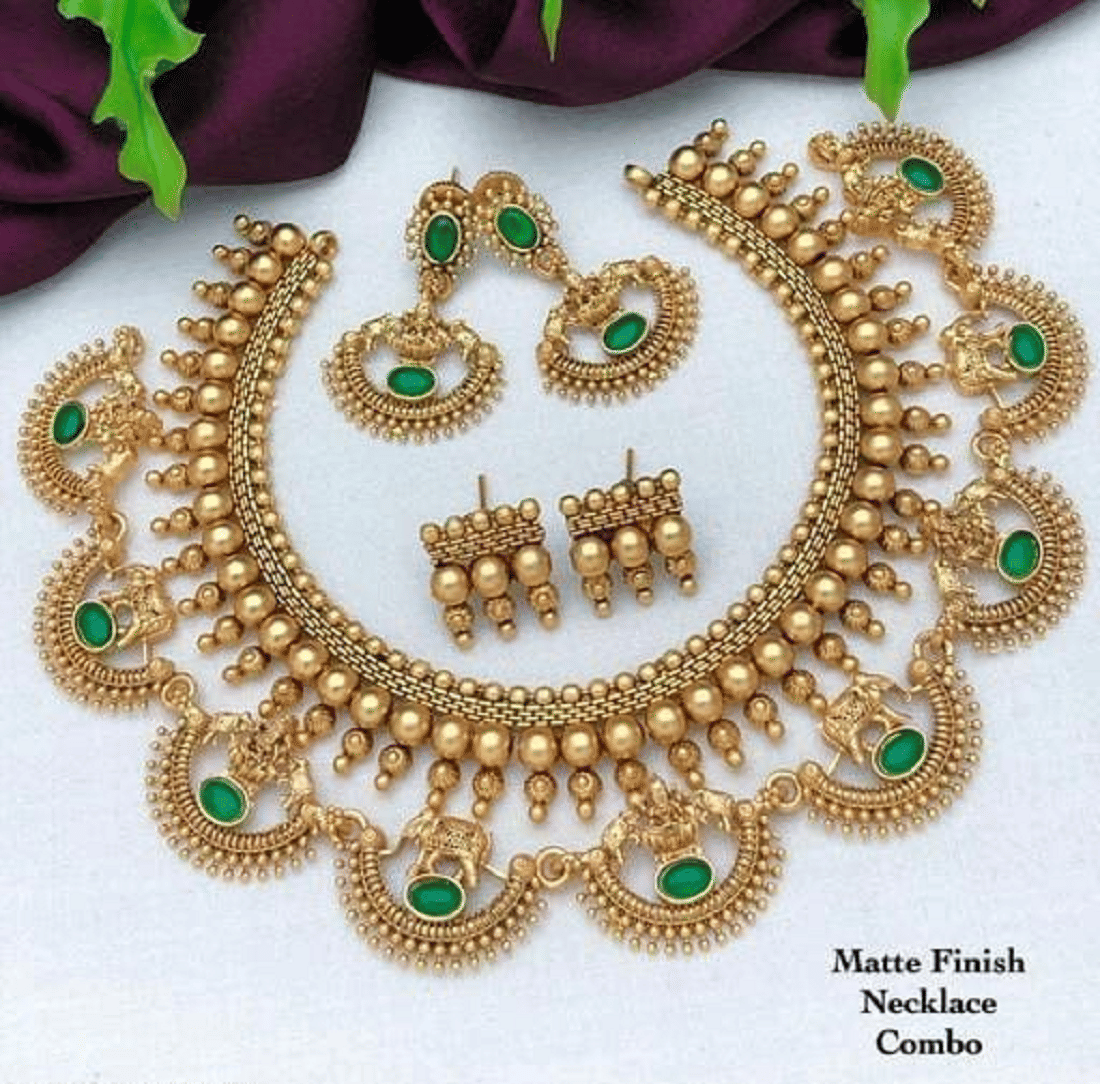     			RIENTA JWL Golden Alloy Necklace Set ( Pack of 2 )