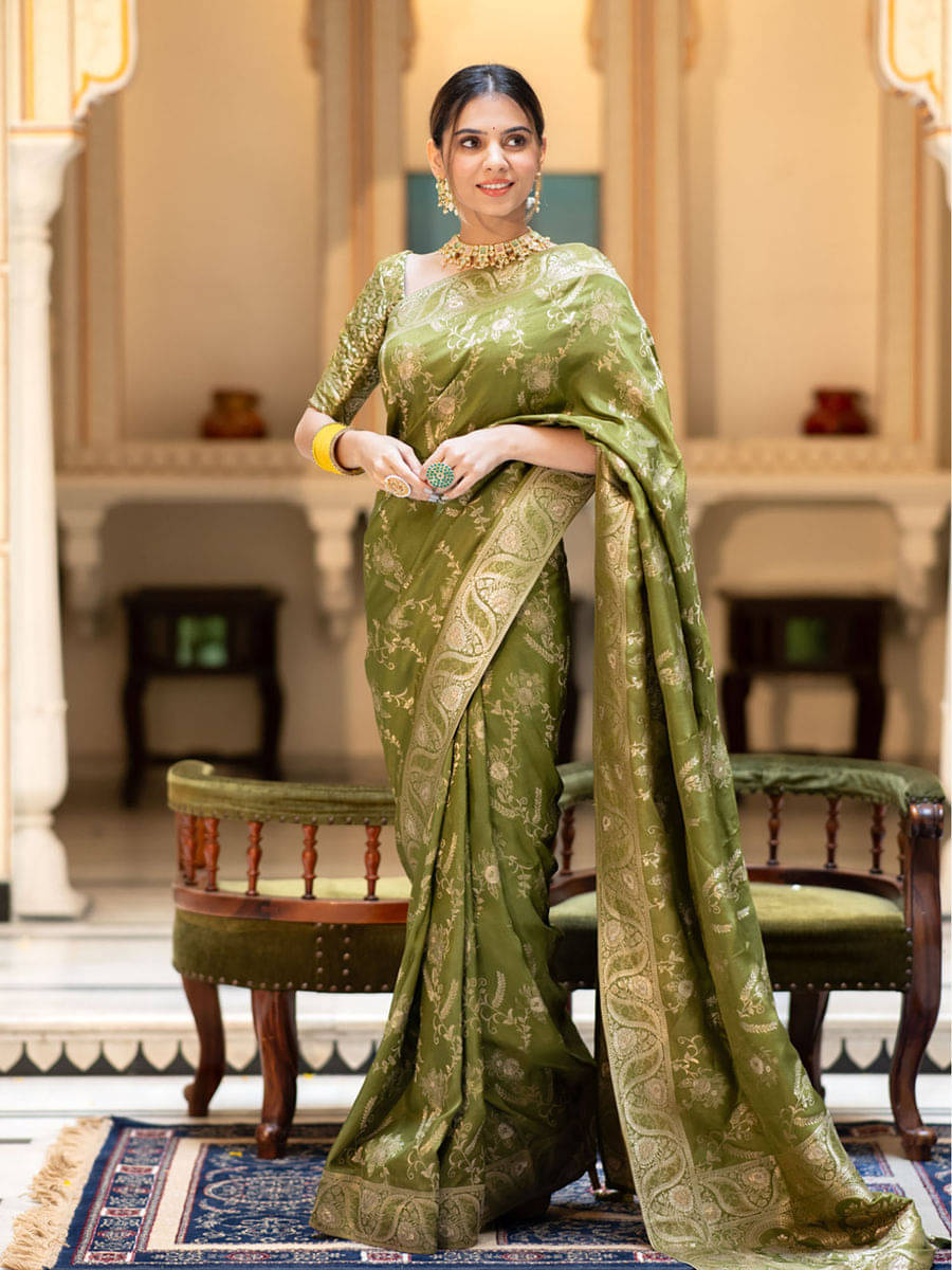Sindharat Fashion Jacquard Woven Saree With Unstitched Blouse Piece ( Light Green ) Sindharat Fashion Jacquard Woven Saree With Unstitched Blouse Piece ( Light Green )