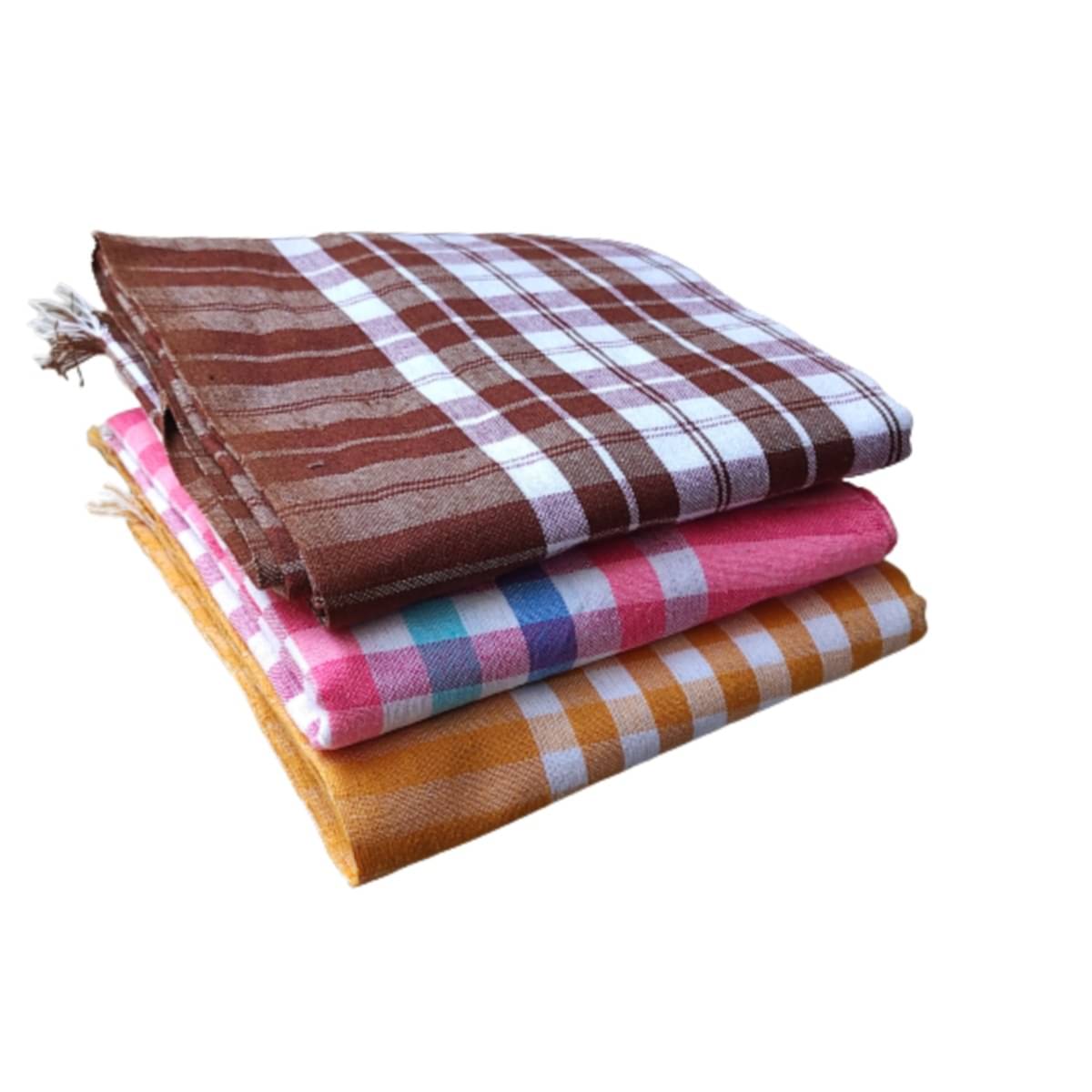     			VUNNAVA Pack of 3 Cotton 575 -GSM Bath Towel ( Multicolor )