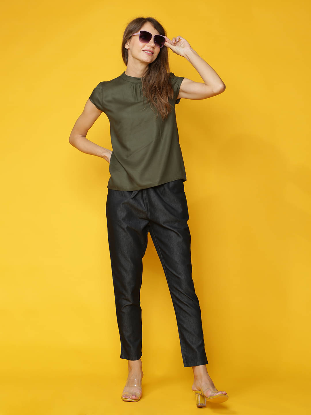    			novio Pack of 1 Denim Regular Women's Cigarette Pants ( Black )