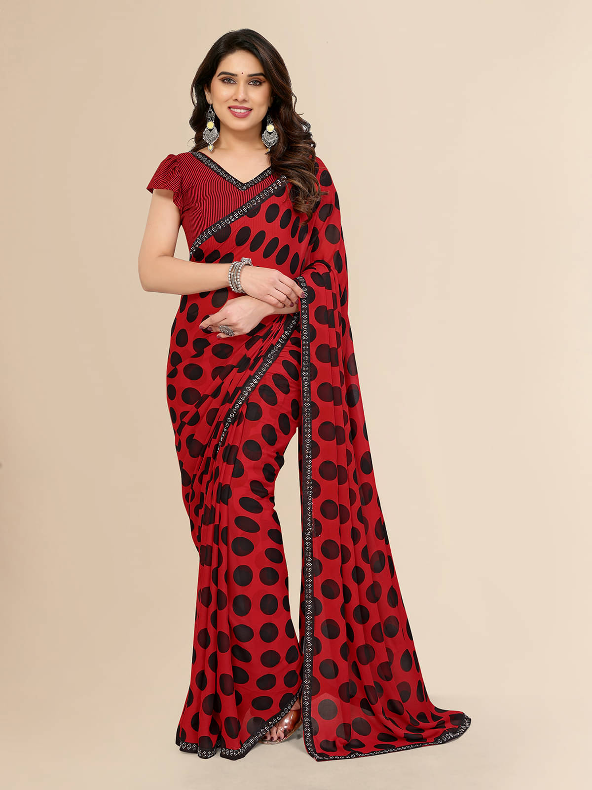 ANAND SAREES Georgette Printed Saree With Unstitched Blouse Piece ( Red ) ANAND SAREES Georgette Printed Saree With Unstitched Blouse Piece ( Red )