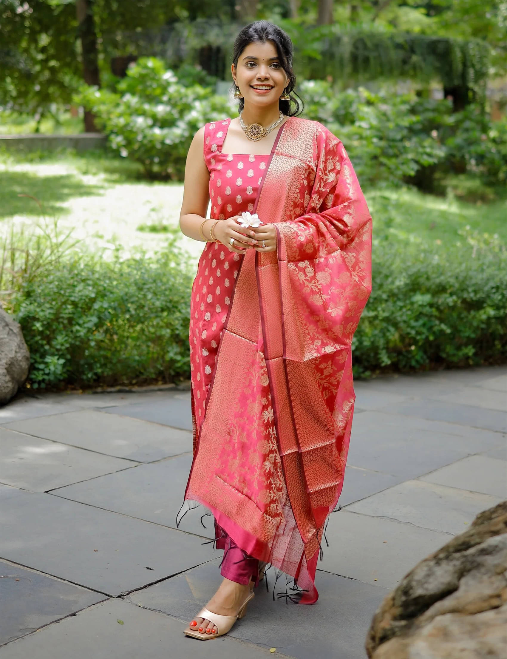 Trijal Fab Pack of 1 Jacquard Woven Design Straight Women's Kurti with Dupatta - ( Pink ) Trijal Fab Pack of 1 Jacquard Woven Design Straight Women's Kurti with Dupatta - ( Pink )