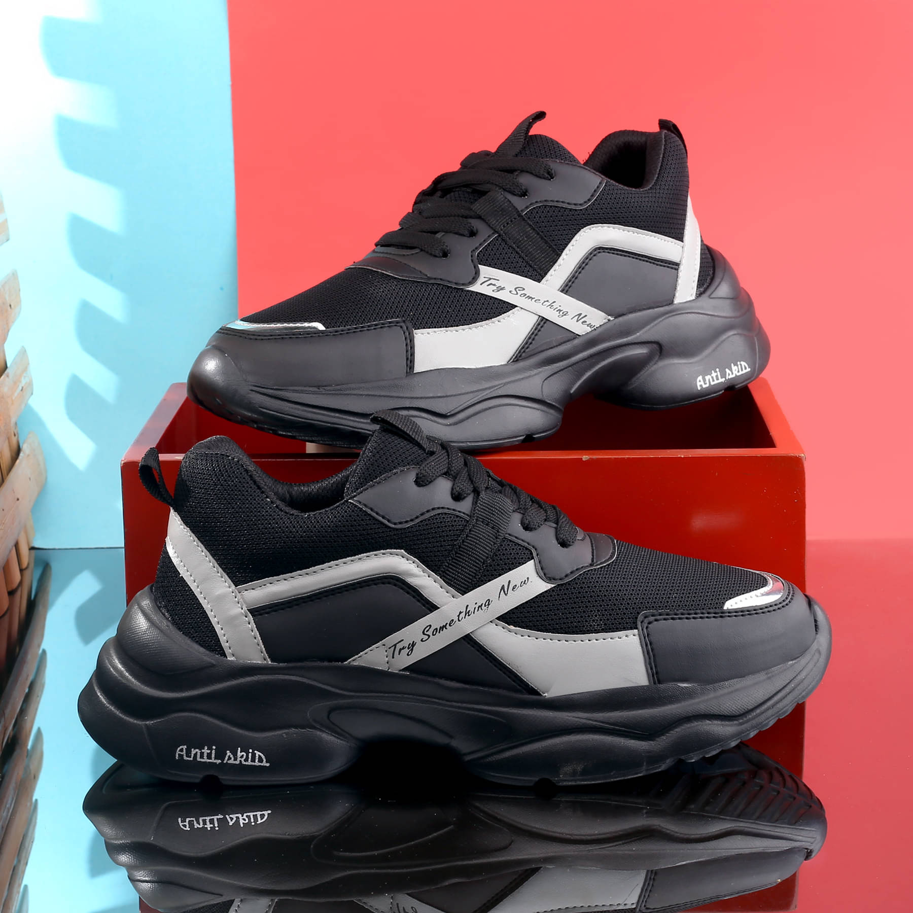     			Aroom Black Women's Sneakers