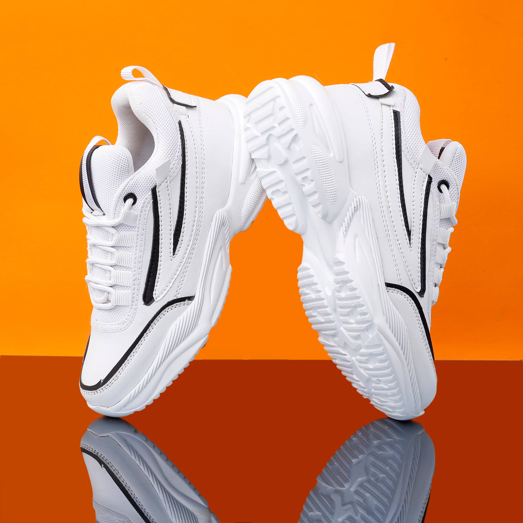     			Aroom Off White Women's Sneakers