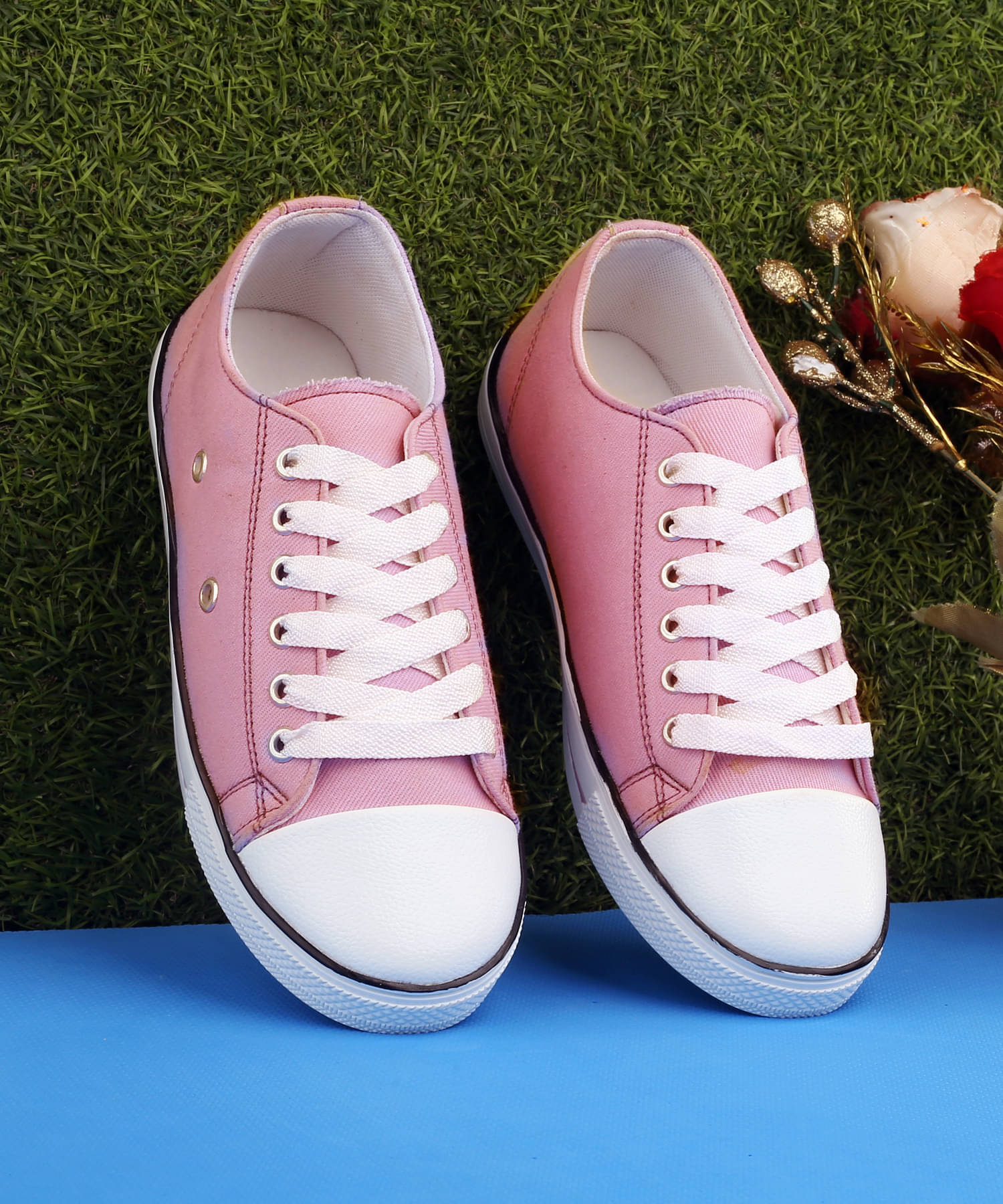     			Aroom Pink Women's Sneakers