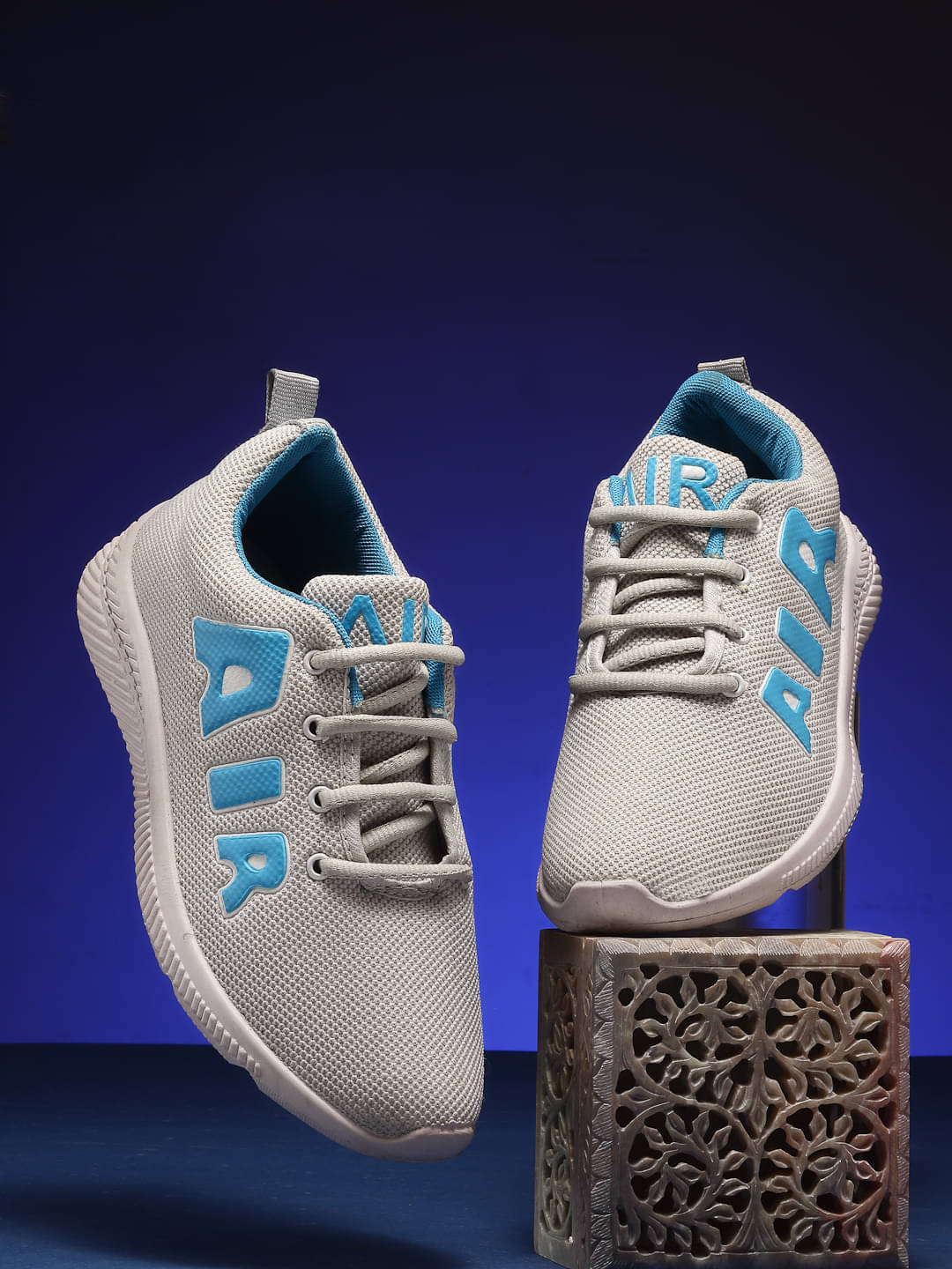     			Carrito Gray Women's Sneakers