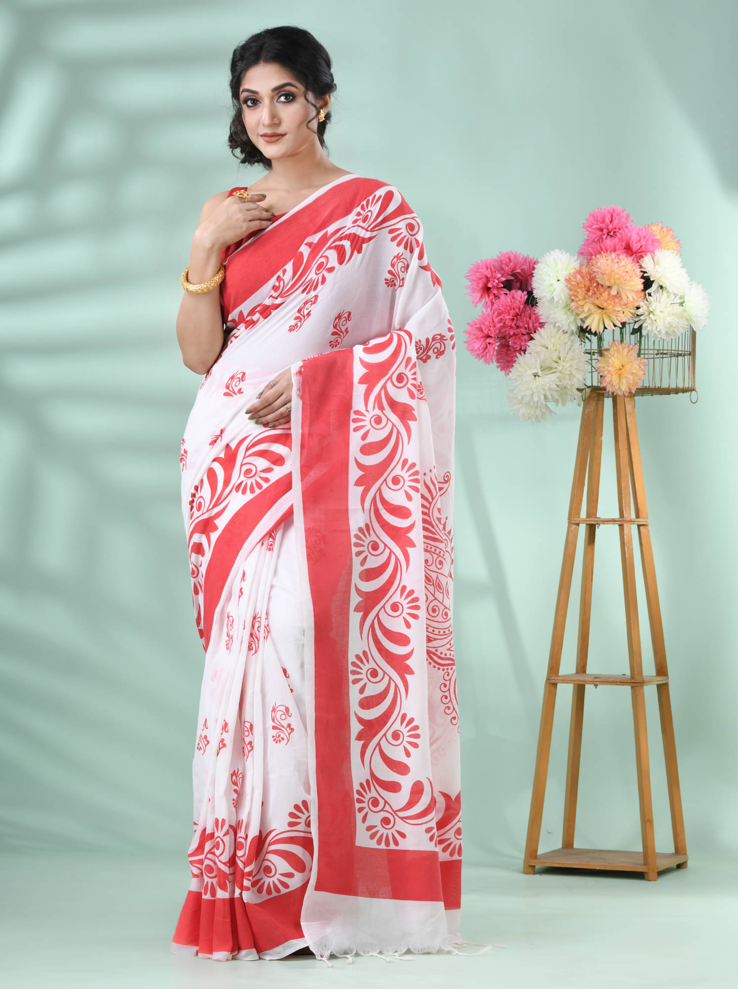     			Desh Bidesh Cotton Printed Saree With Unstitched Blouse Piece ( Red )