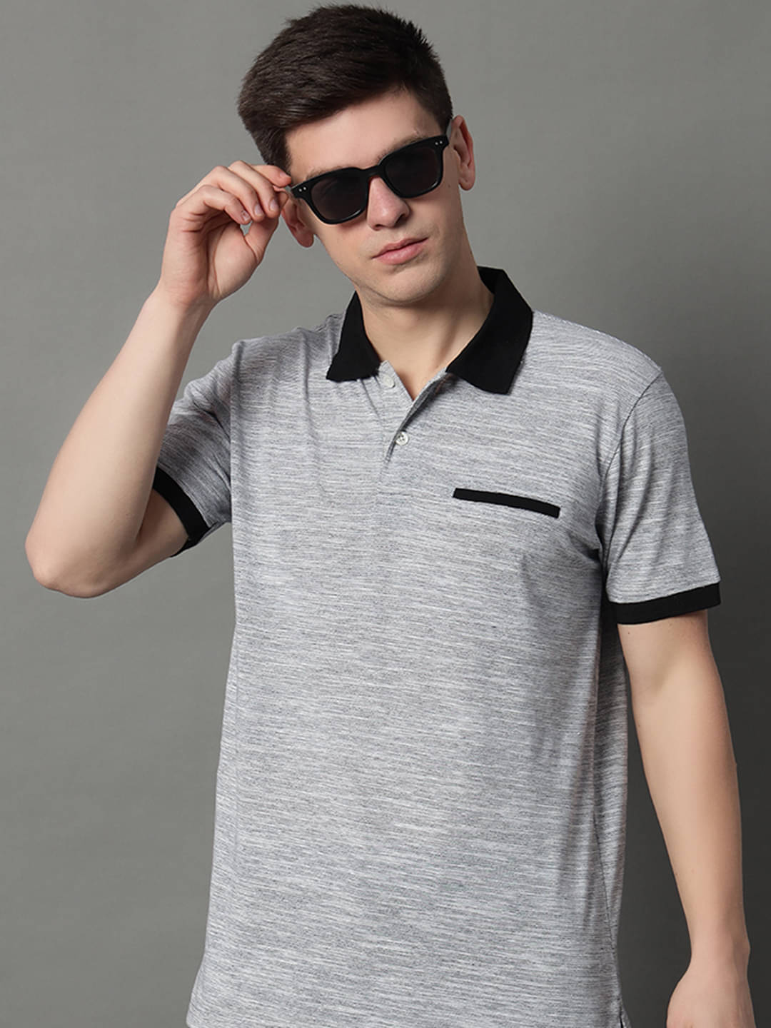 GET GOLF Pack of 1 Cotton Blend Regular Fit Self Design Half Sleeves Men's Polo T Shirt ( Grey )     			GET GOLF Pack of 1 Cotton Blend Regular Fit Self Design Half Sleeves Men's Polo T Shirt ( Grey )