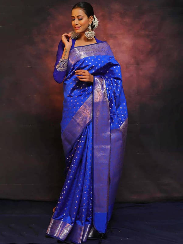    			Sanjana Silks Silk Blend Embellished Saree With Unstitched Blouse Piece ( Blue )