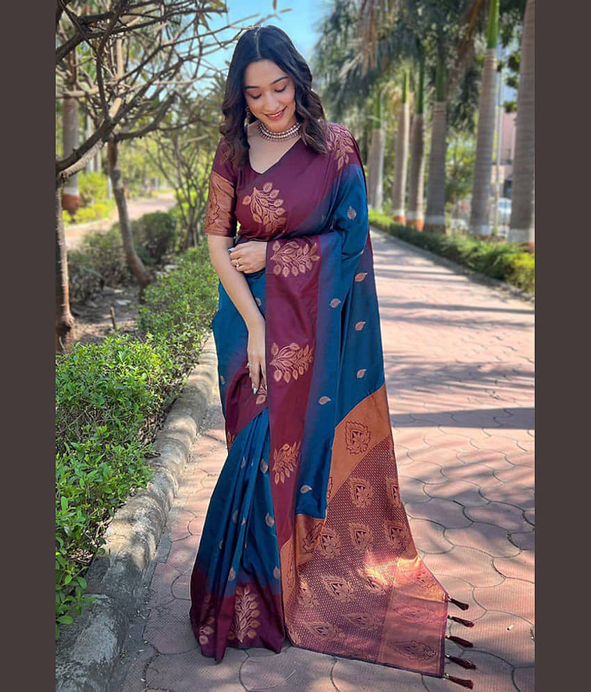 Sanwariya Silks Silk Blend Self Design Saree With Unstitched Blouse Piece ( Teal ) - Sarees | Buy online on ZillyBuy