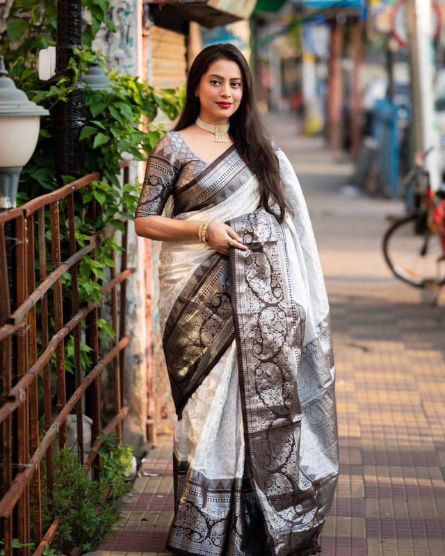 Sanwariya Silks Silk Blend Embellished Saree With Unstitched Blouse Piece ( White ) Sanwariya Silks Silk Blend Embellished Saree With Unstitched Blouse Piece ( White )