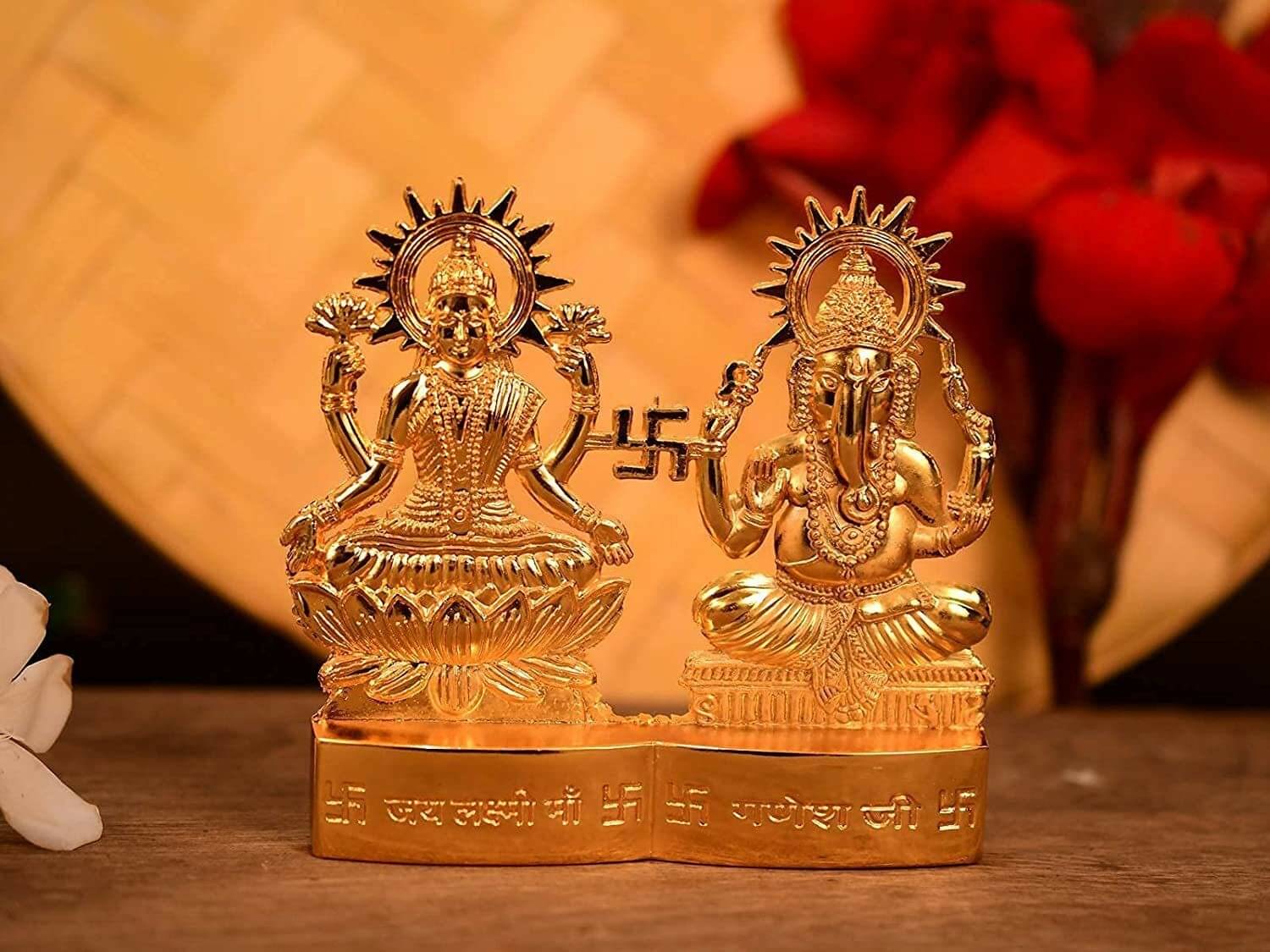     			Shri Astha Vinayak Brass Laxmi Ganesh Idol ( 6 cm )
