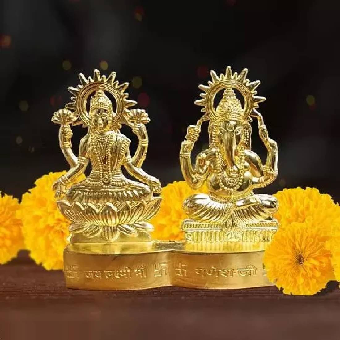     			Shri Astha Vinayak Iron Laxmi Ganesh Idol ( 1 cm )
